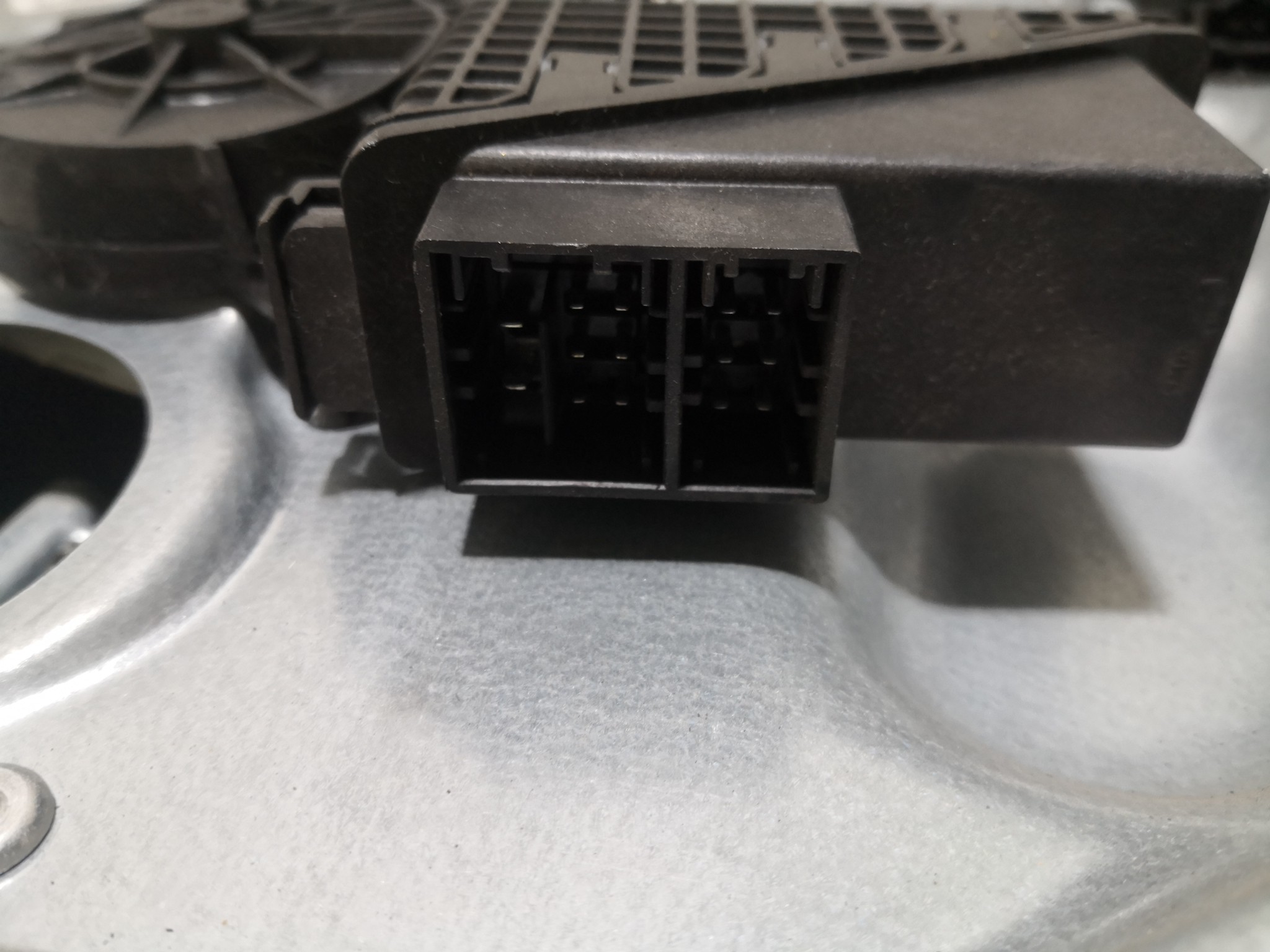 Elevador Frente Dto Electrico VOLKSWAGEN POLO (9N_) | 01 - 14 Imagem-3