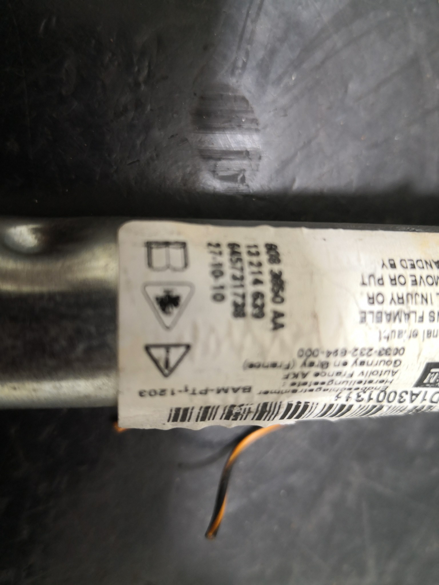 Engate Cinto Frente Esq OPEL CORSA D (S07) | 06 - 14 Imagem-2