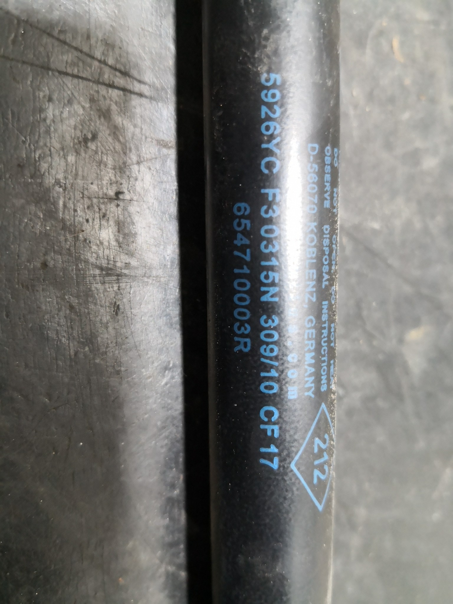 Amortecedor de Capot RENAULT MEGANE III Hatchback (BZ0/1_) | 08 -  Imagem-1