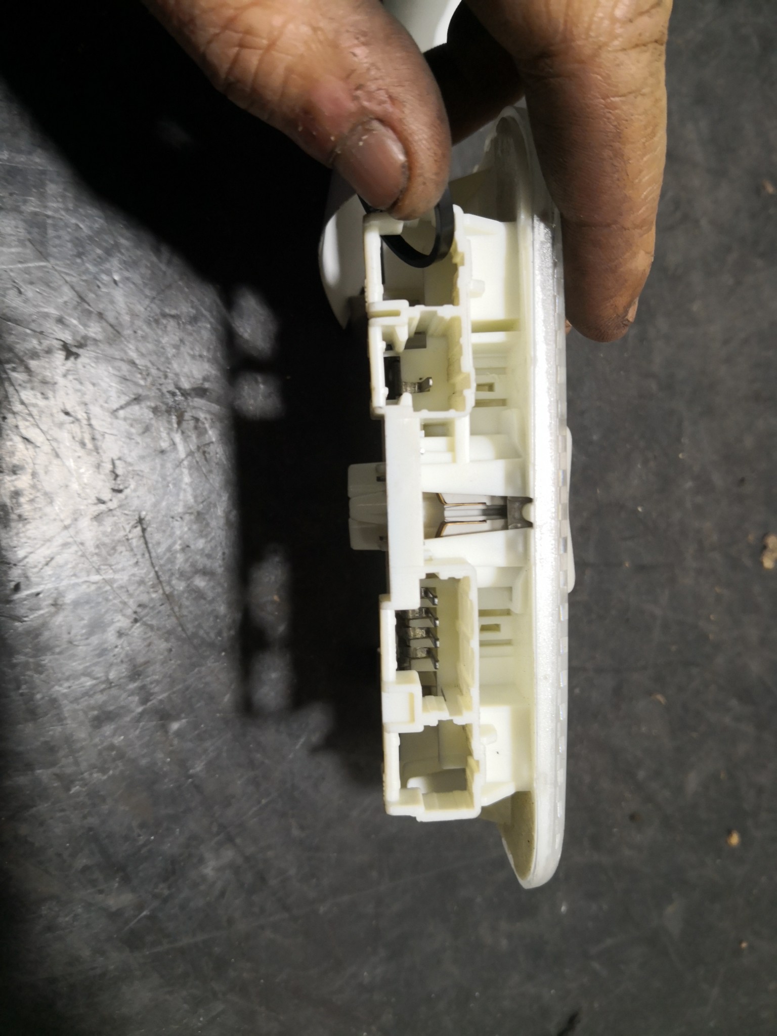 Plafonier  PEUGEOT 207 (WA_, WC_) | 06 - 15 Imagem-1