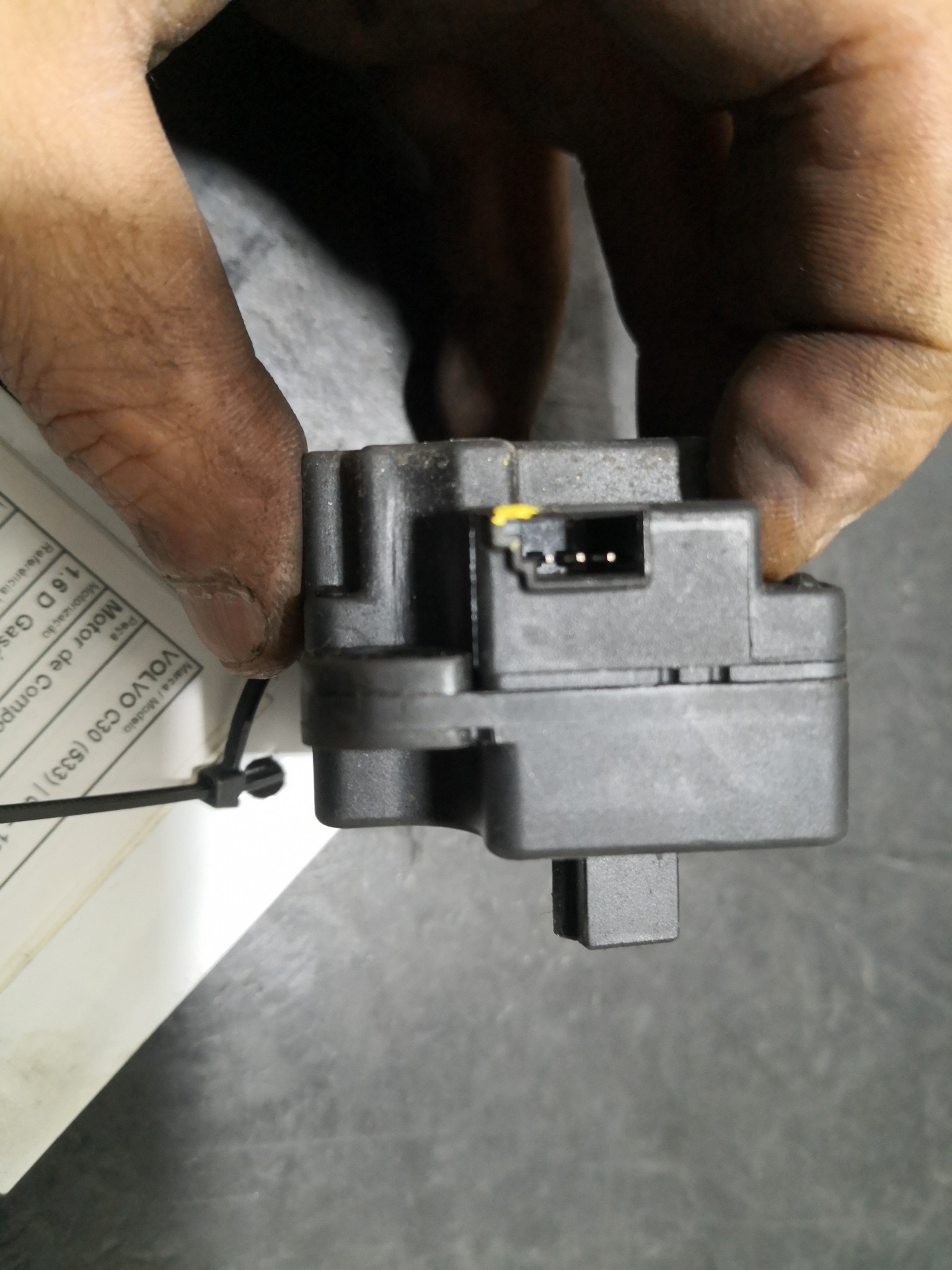 Motor de Comporta VOLVO C30 (533) | 06 - 13 Imagem-1