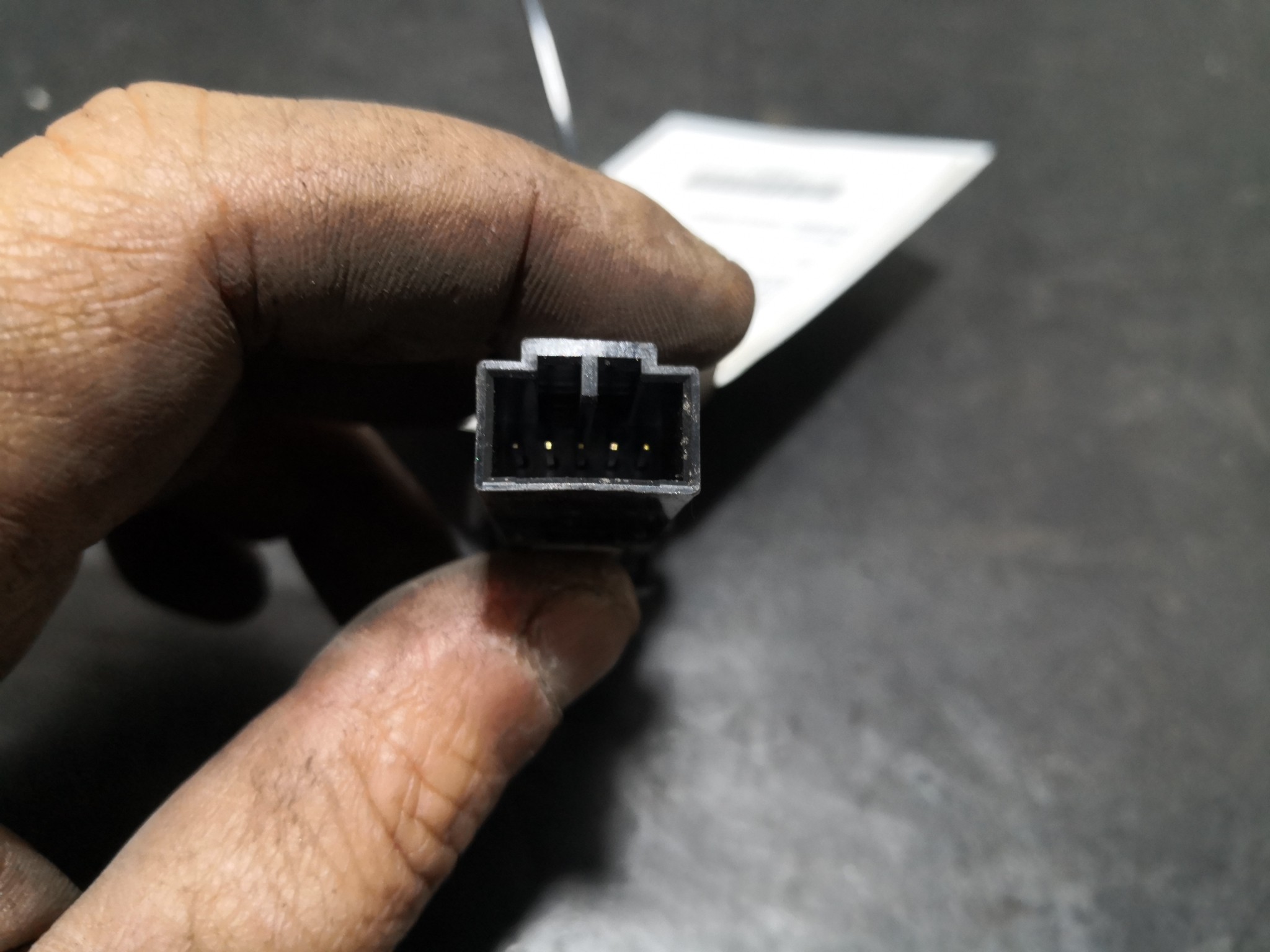 Botão 4 Piscas VOLVO C30 (533) | 06 - 13 Imagem-2