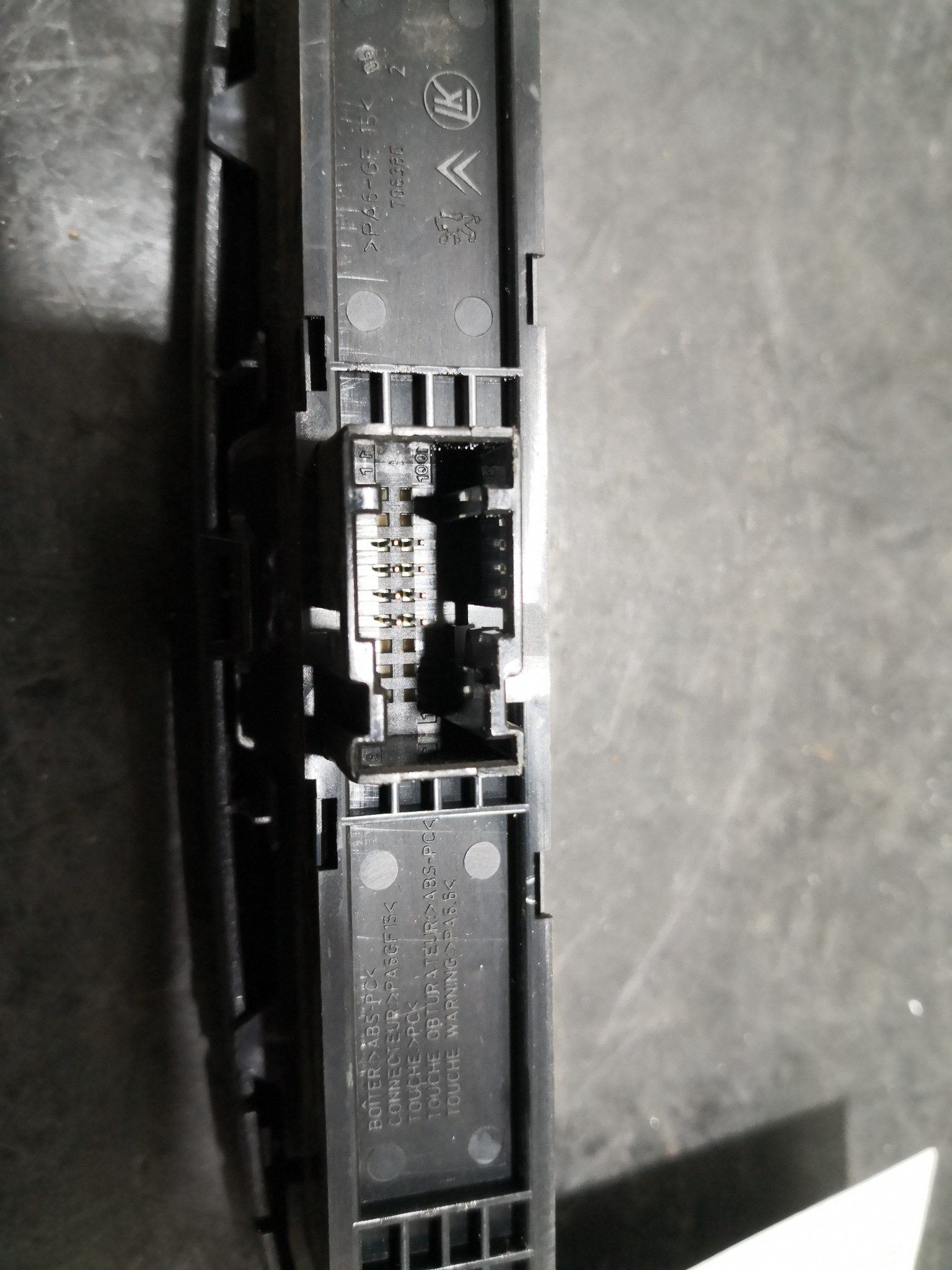 Botão 4 Piscas PEUGEOT 308 SW I (4E_, 4H_) | 07 - 14 Imagem-1