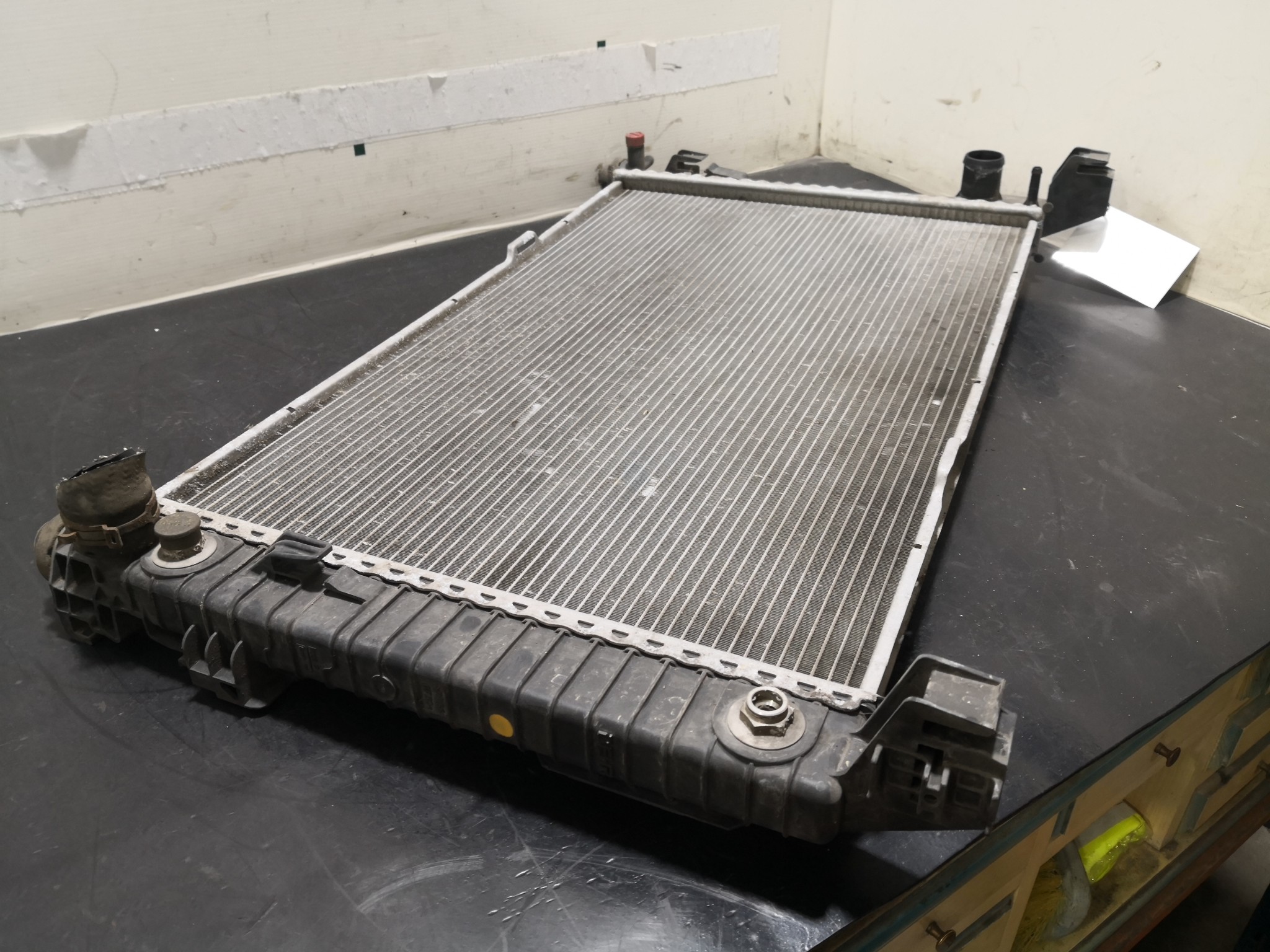 Radiador da água MERCEDES-BENZ A-CLASS (W169) | 04 - 12 Imagem-2