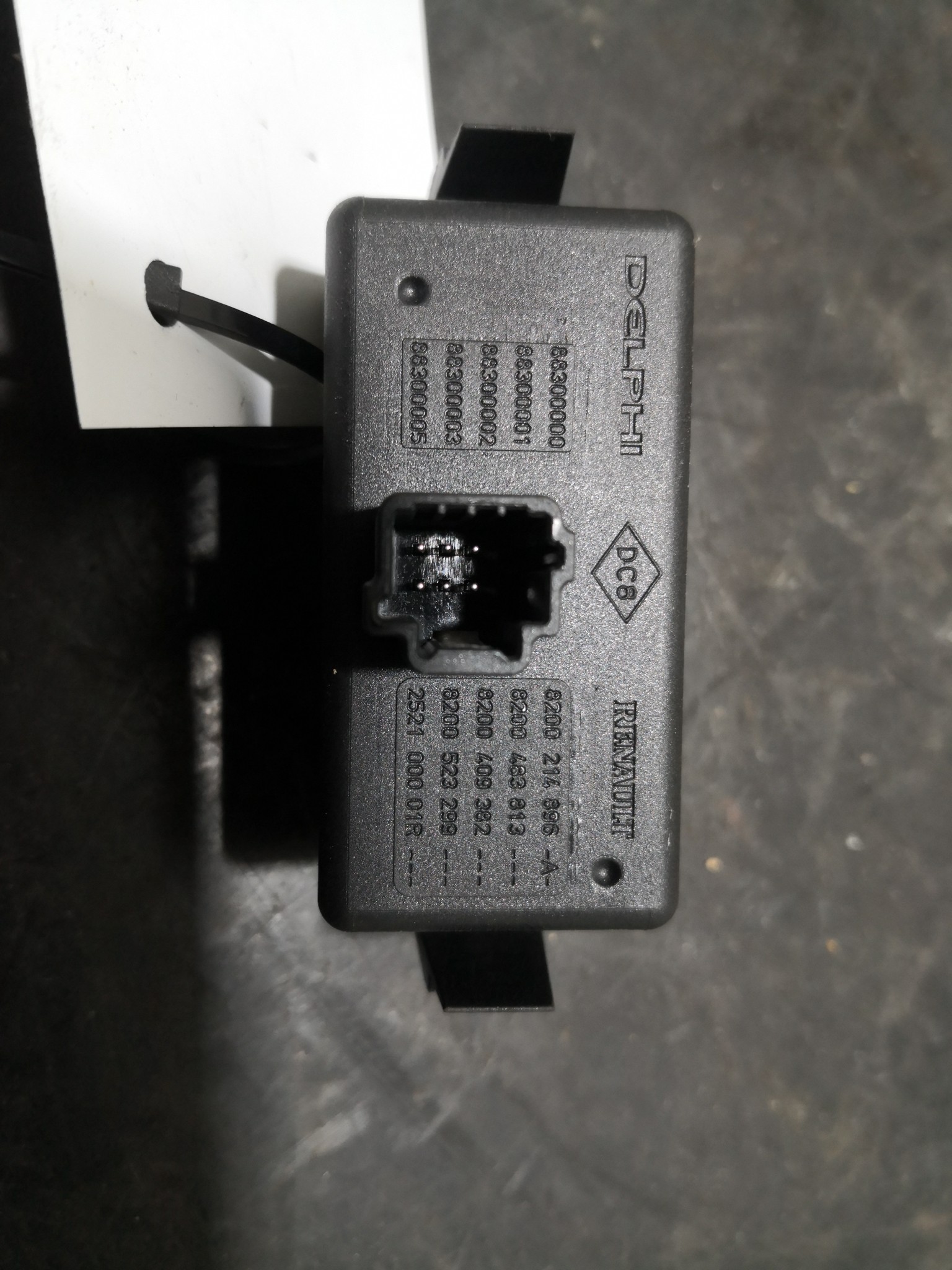 Botão 4 Piscas RENAULT CLIO III (BR0/1, CR0/1) | 05 -  Imagem-1