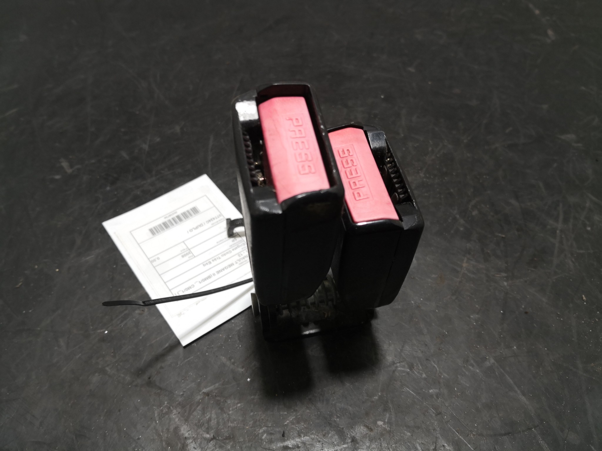 Engate Cinto Trás Esq RENAULT MEGANE II (BM0/1_, CM0/1_) | 01 - 12 Imagem-2