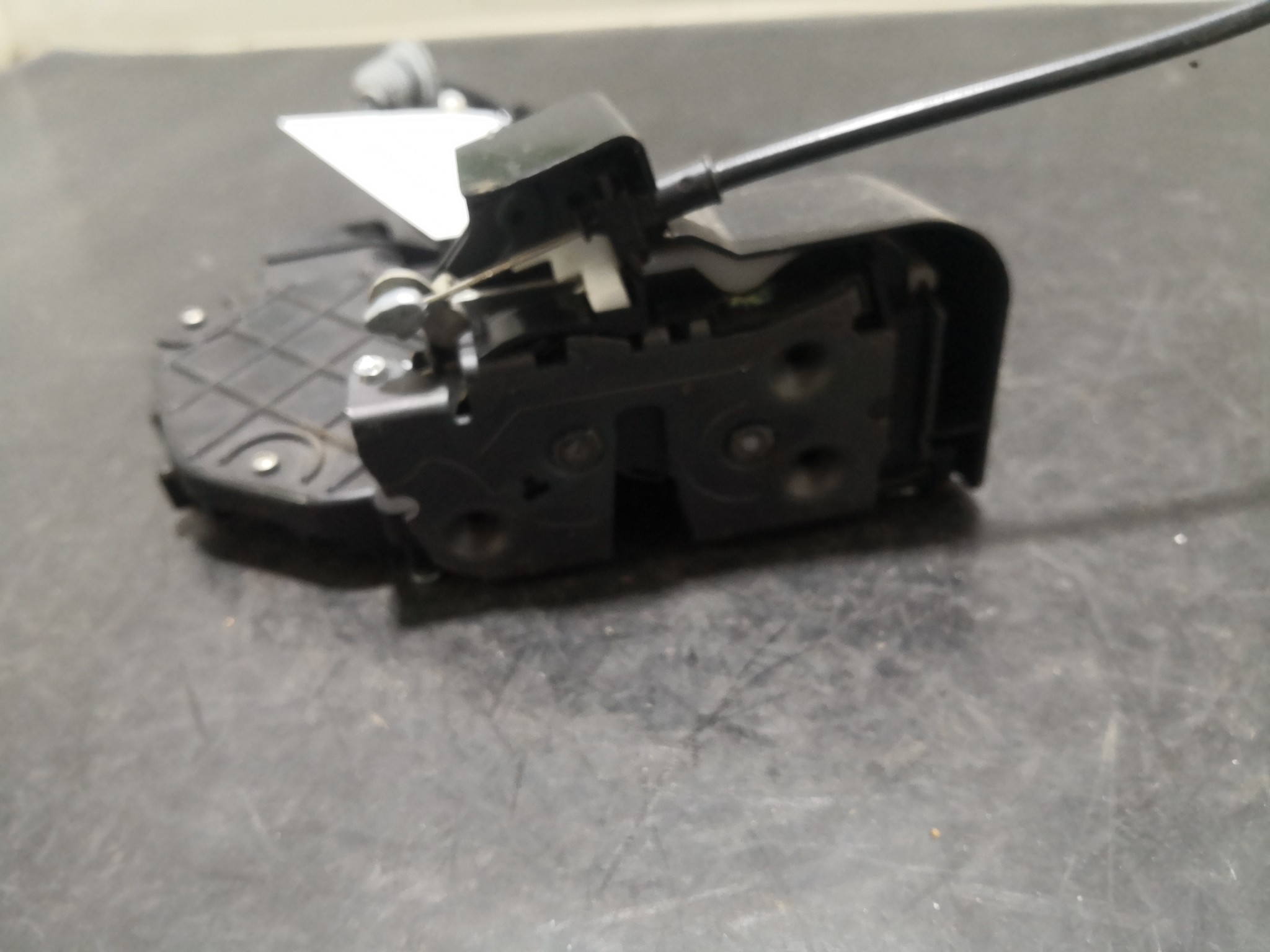 Fecho da Porta Trás Esq VOLVO V50 (545) | 03 - 12 Imagem-4