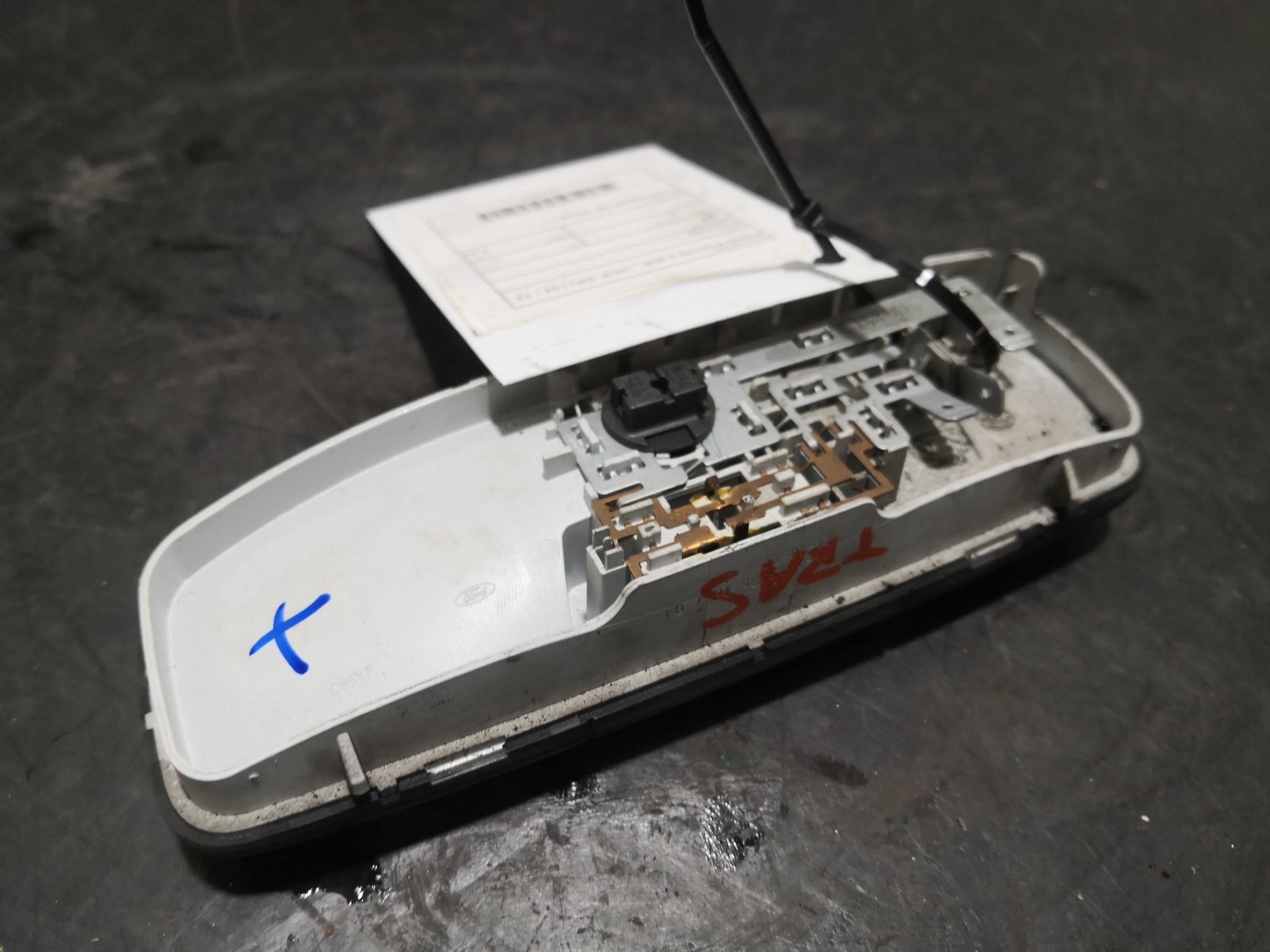 Plafonier  FORD FOCUS II (DA_, HCP, DP) | 04 - 13 Imagem-1