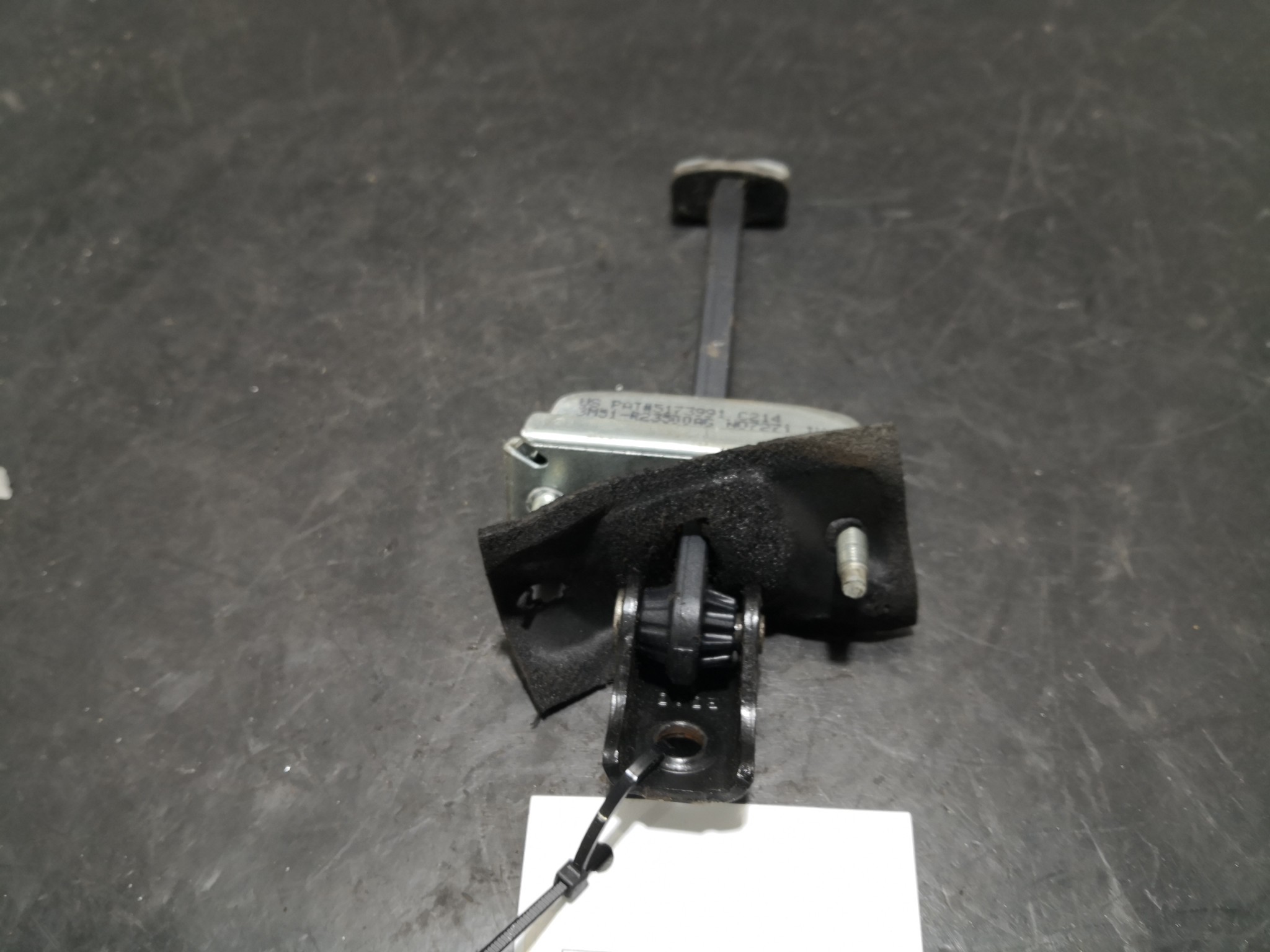 Esticador Porta Trás Dta FORD - ID S_98918