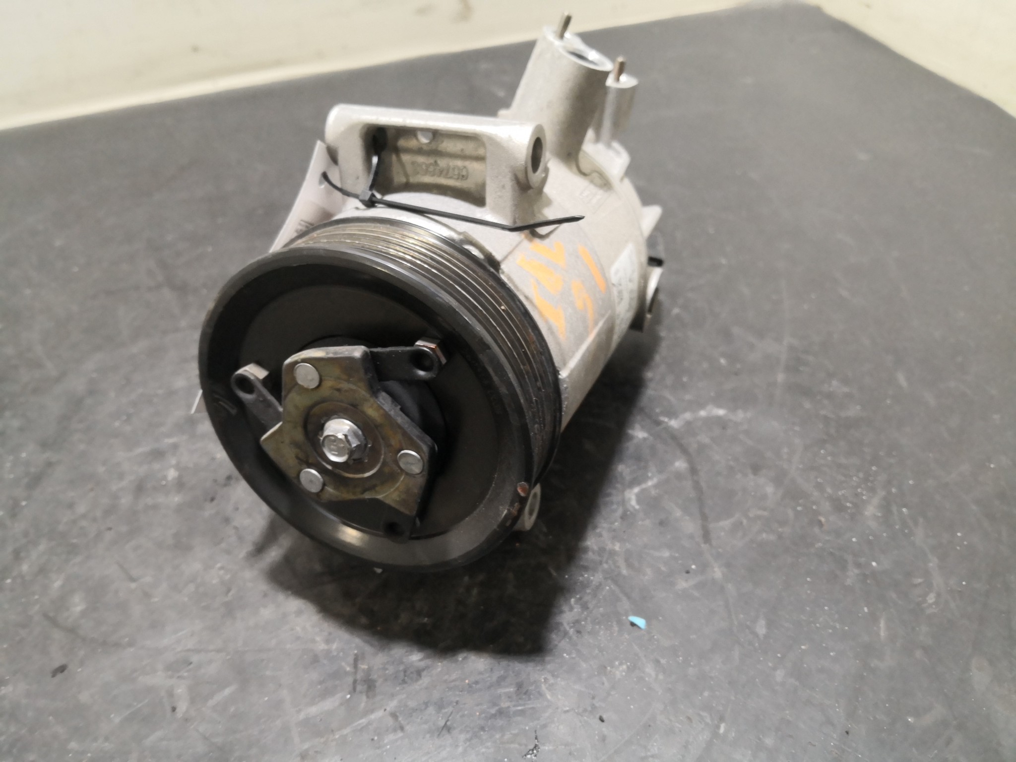 Compressor do Ar condicionado AUDI A1 (8X1, 8XK) | 10 - 18 Imagem-4