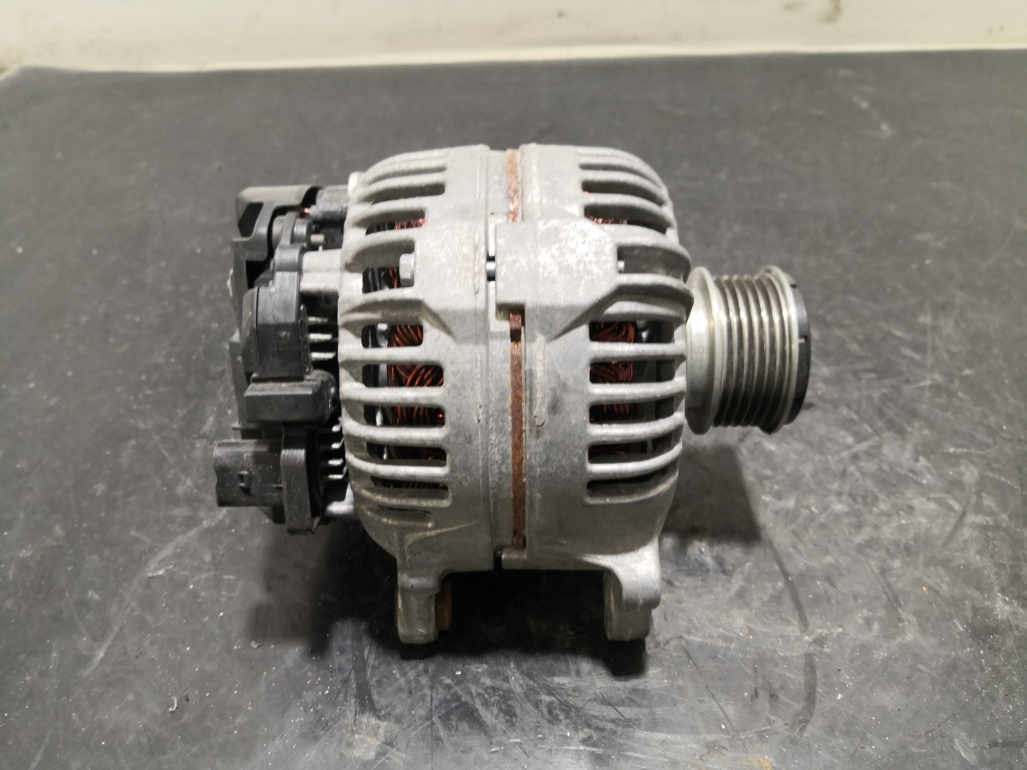 Alternador AUDI A1 (8X1, 8XK) | 10 - 18 Imagem-1