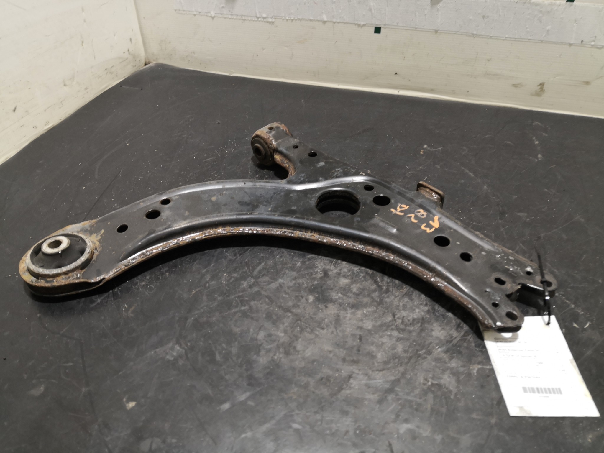 Braço Suspensão Frente Dto AUDI - ID S_98988