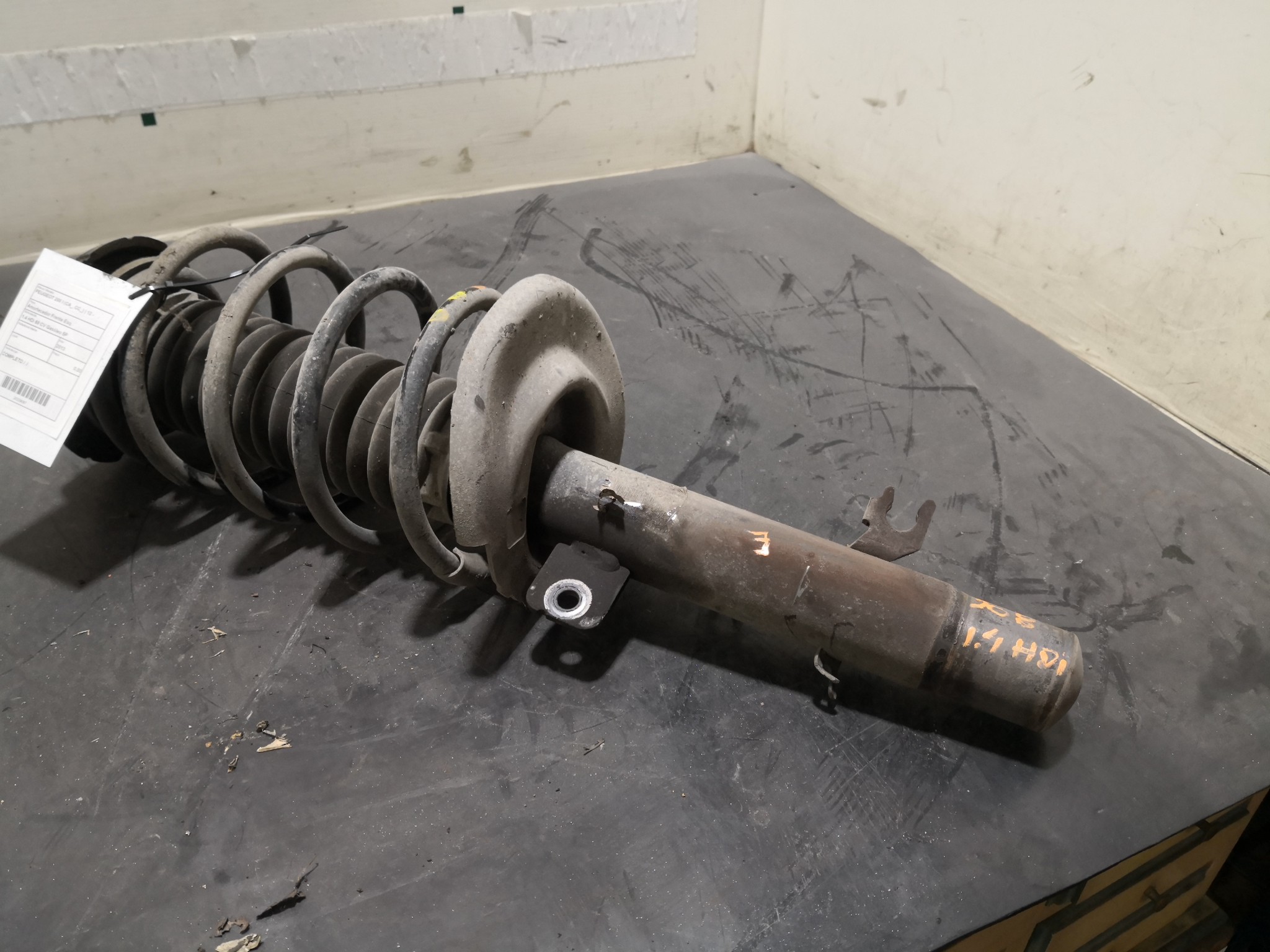 Amortecedor Frente Esq PEUGEOT 208 I (CA_, CC_) | 12 -  Imagem-2