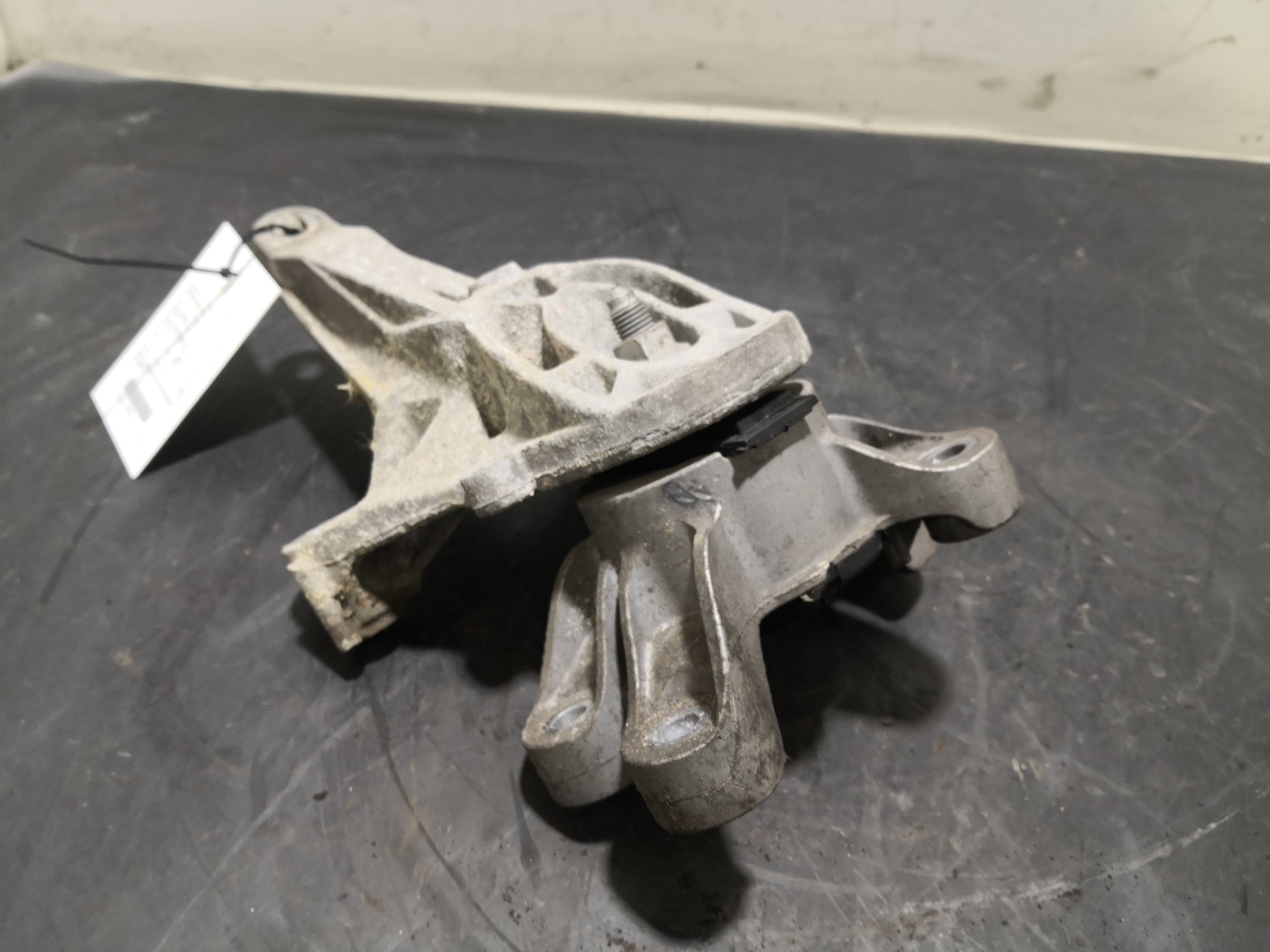 Apoio de Motor MINI MINI (R56) | 05 - 14 Imagem-1