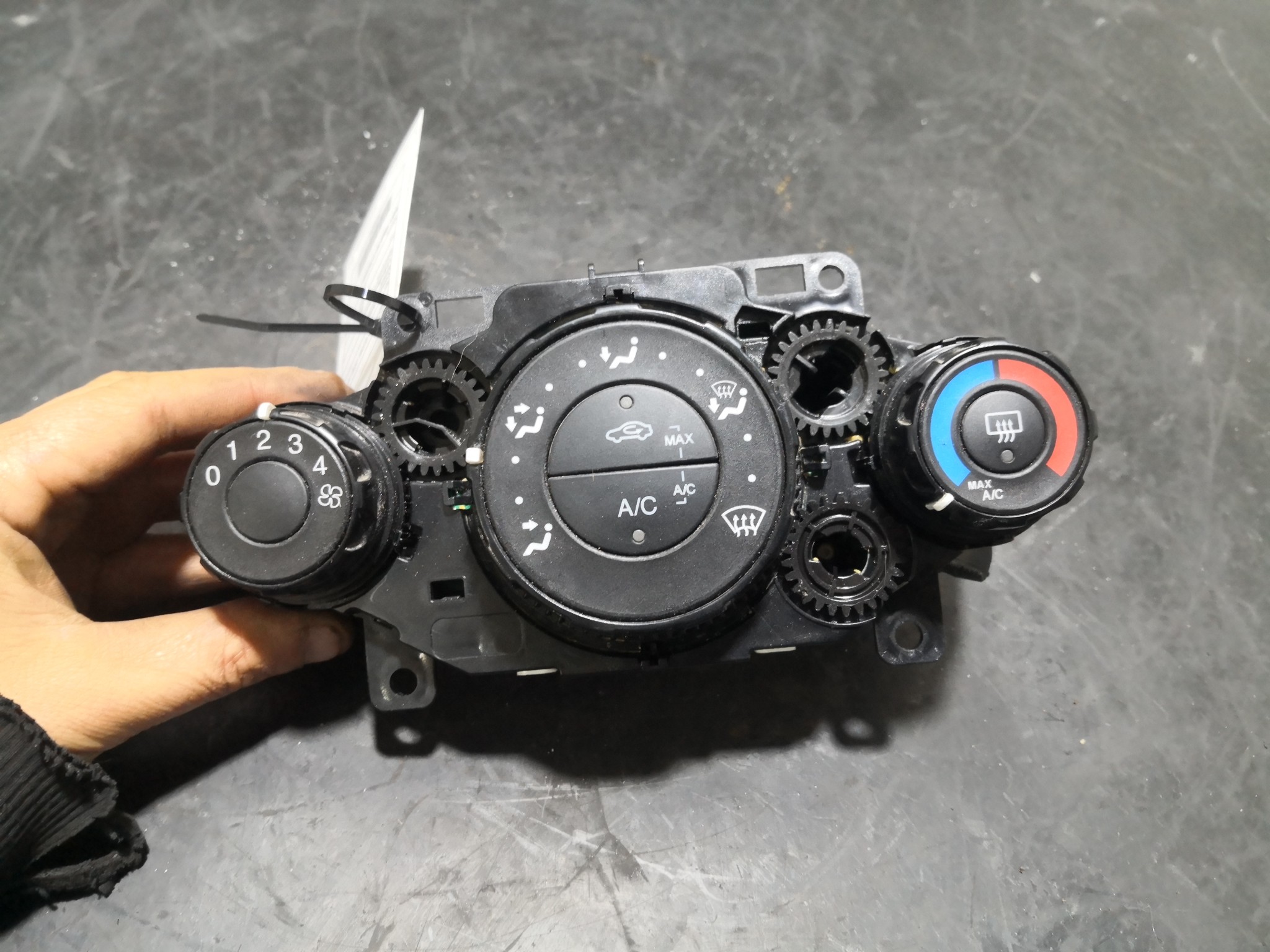 Comando Sofagem FORD FIESTA VI (CB1, CCN) | 08 -  Imagem-1