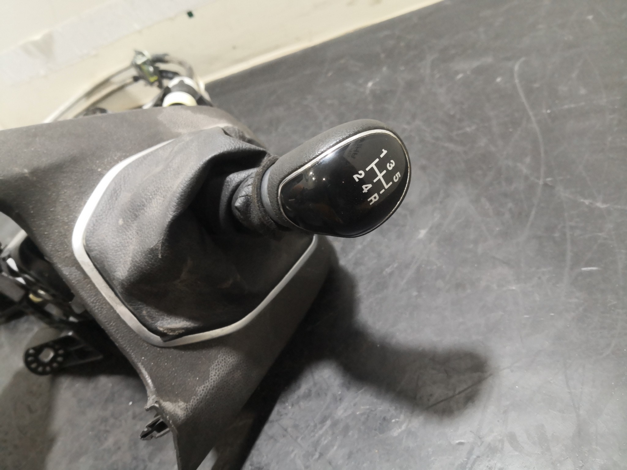 Selector Velocidades FORD FIESTA VI (CB1, CCN) | 08 -  Imagem-2