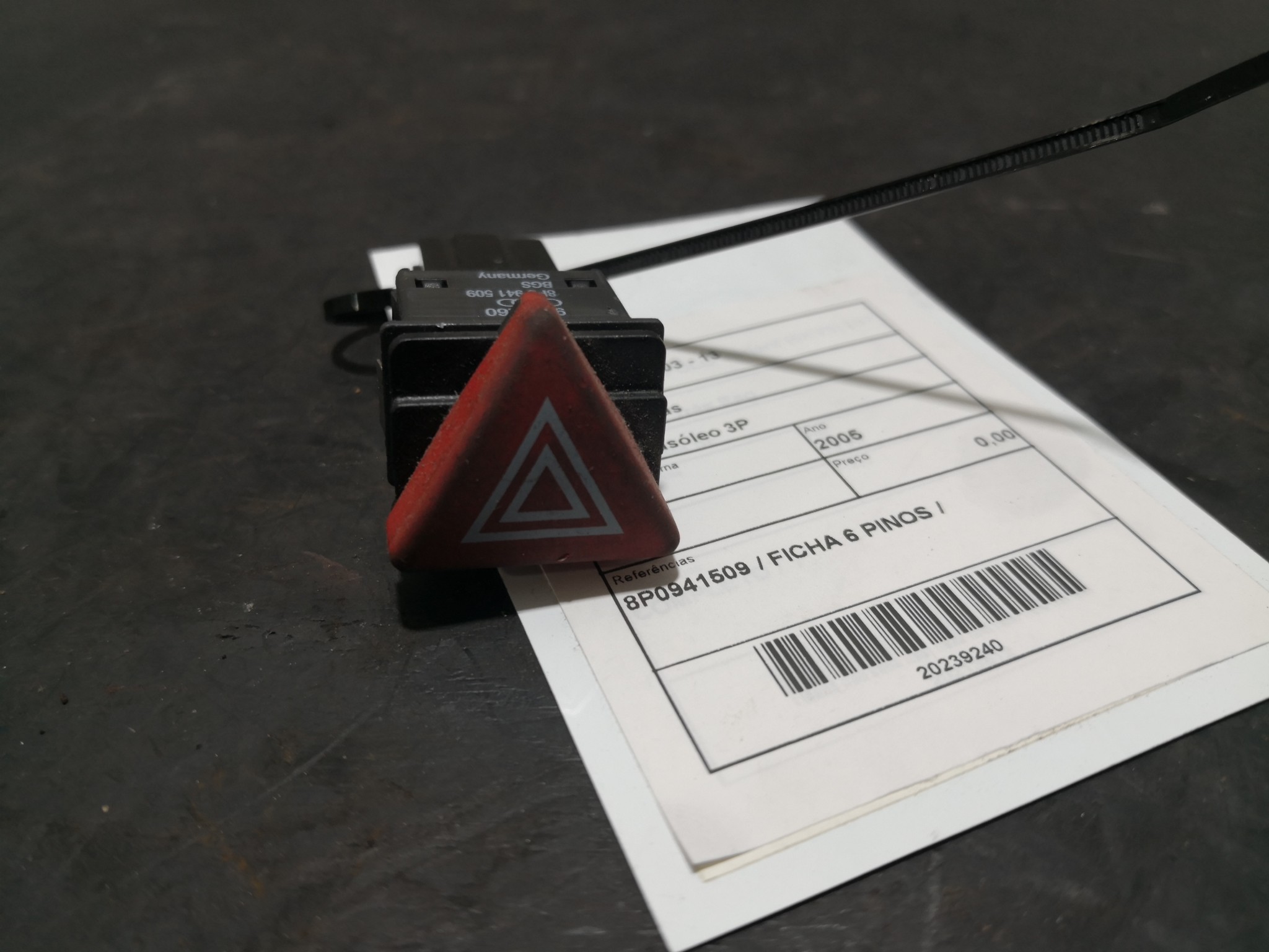 Botão 4 Piscas AUDI - ID S_99239