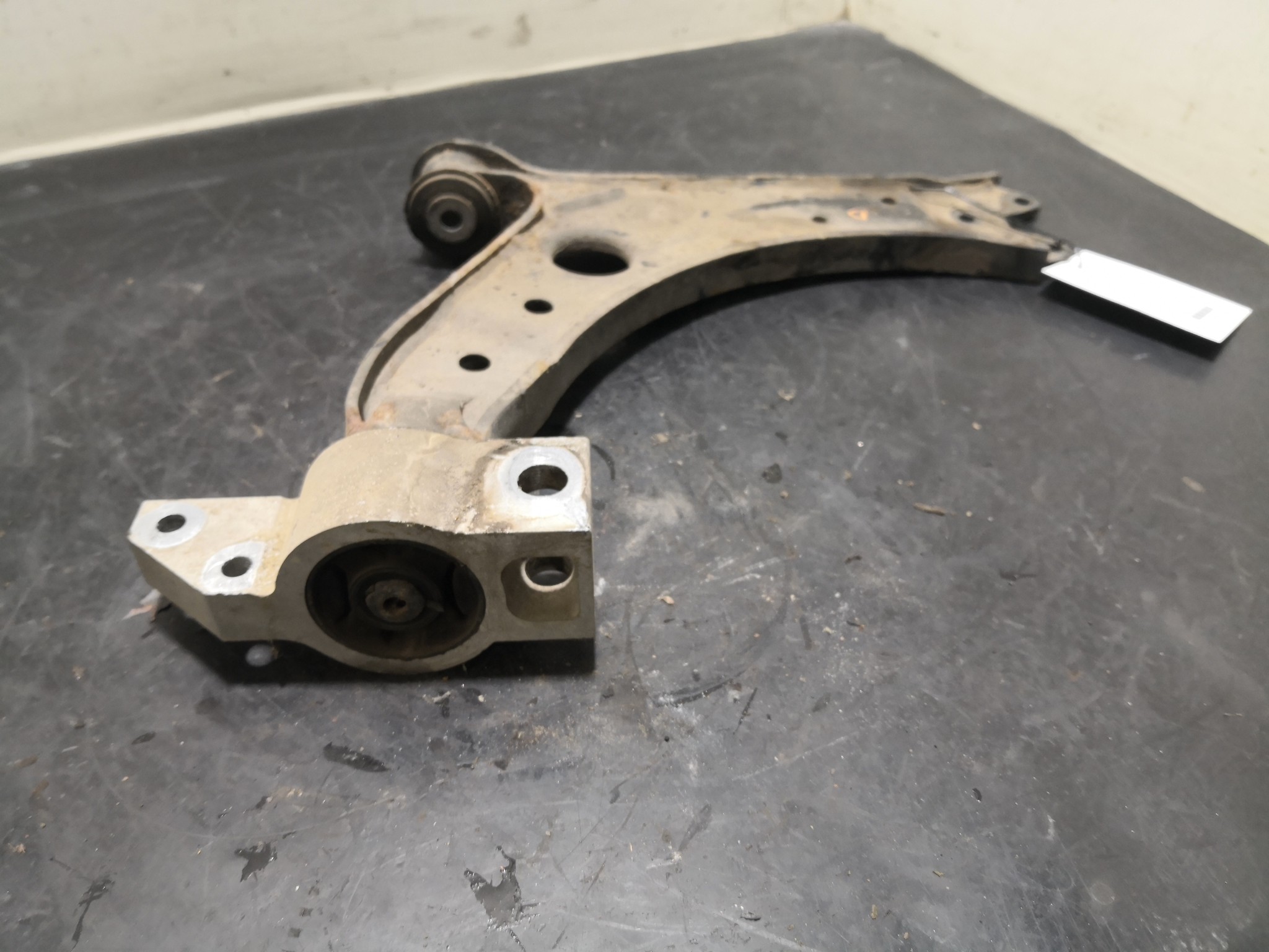 Braço Suspensão Frente Dto AUDI A3 (8P1) | 03 - 13 Imagem-1