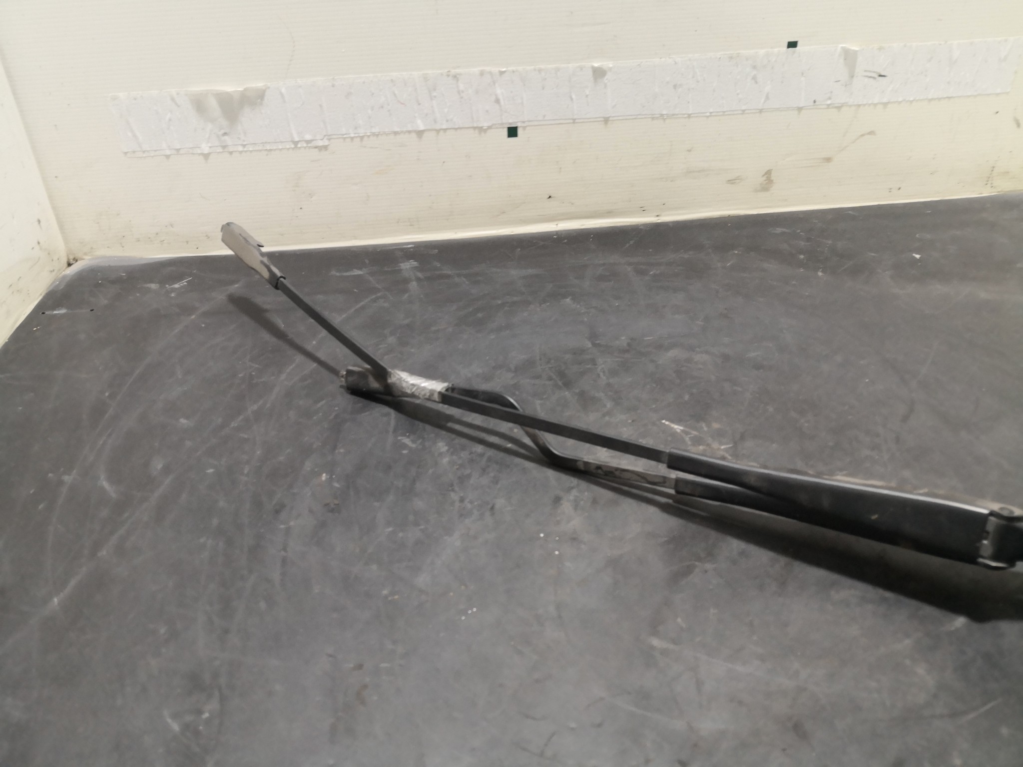 Hastes Limpa Vidros da Frente FIAT GRANDE PUNTO (199_) | 05 -  Imagem-1