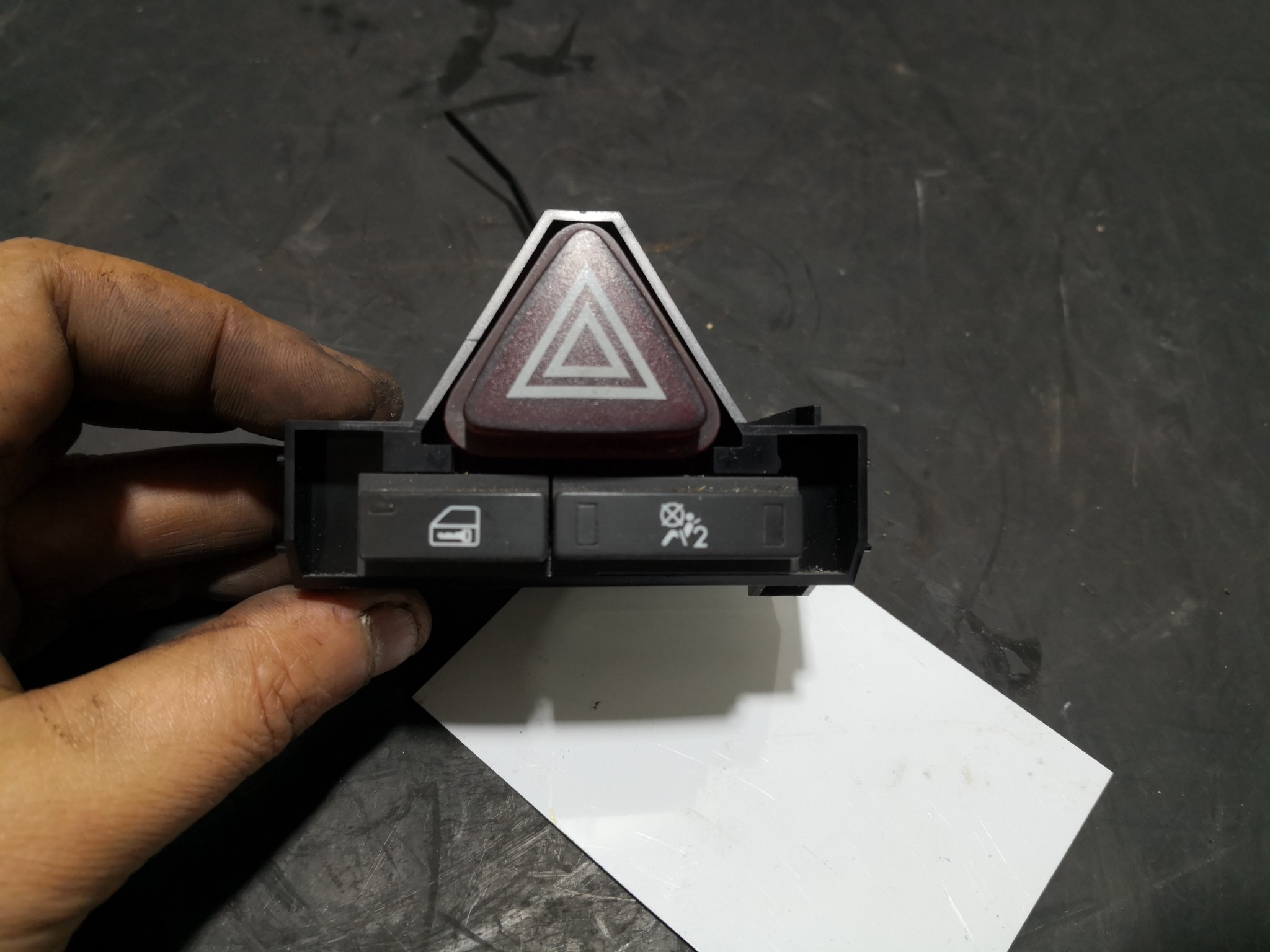 Botão 4 Piscas OPEL - ID S_99393