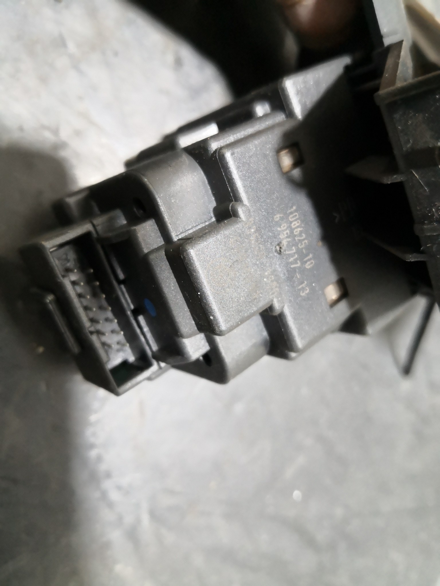 Canhão de Ignição BMW 1 (E87) | 03 - 13 Imagem-1