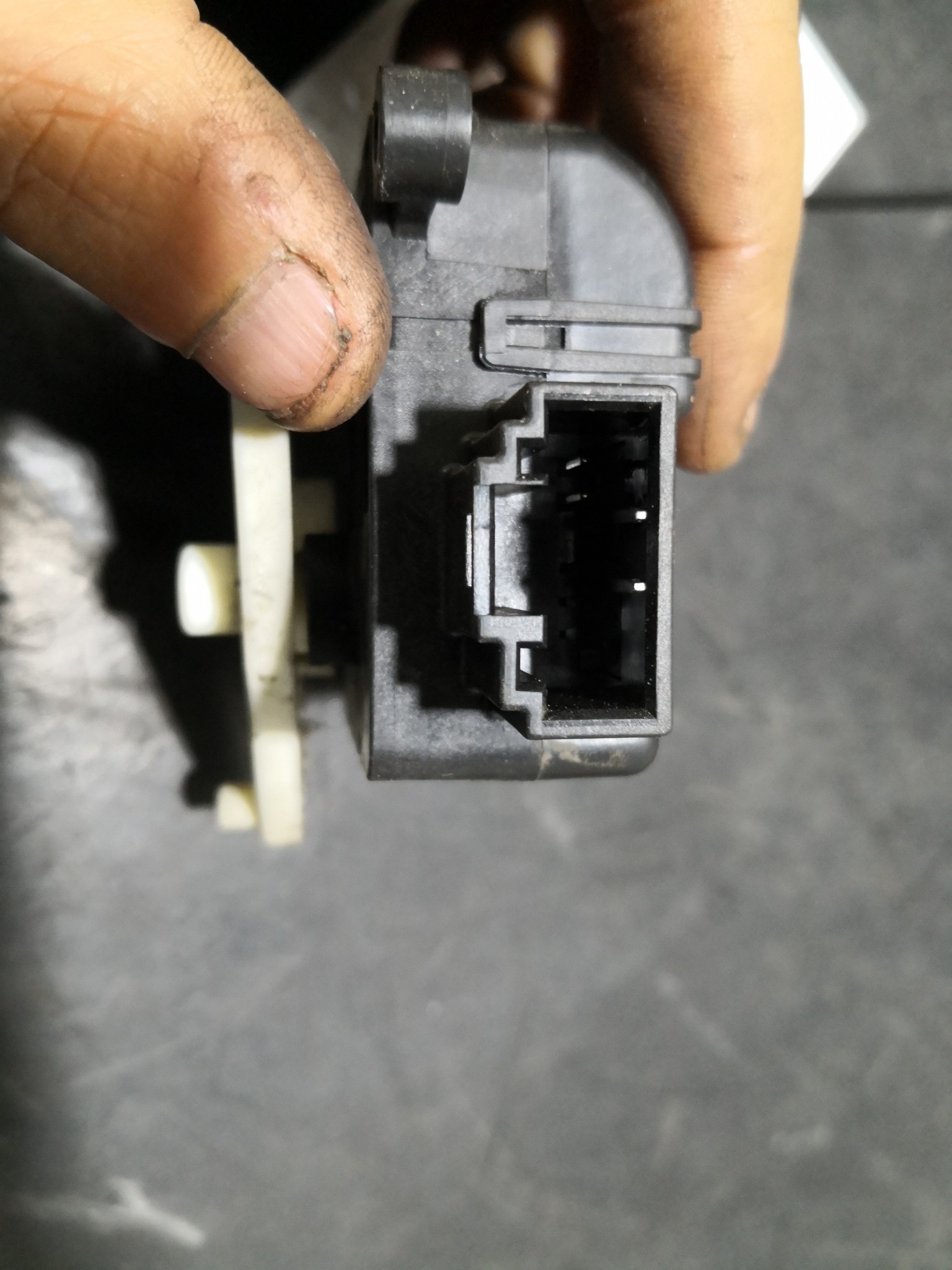 Motor de Comporta MINI MINI (R56) | 05 - 14 Imagem-2