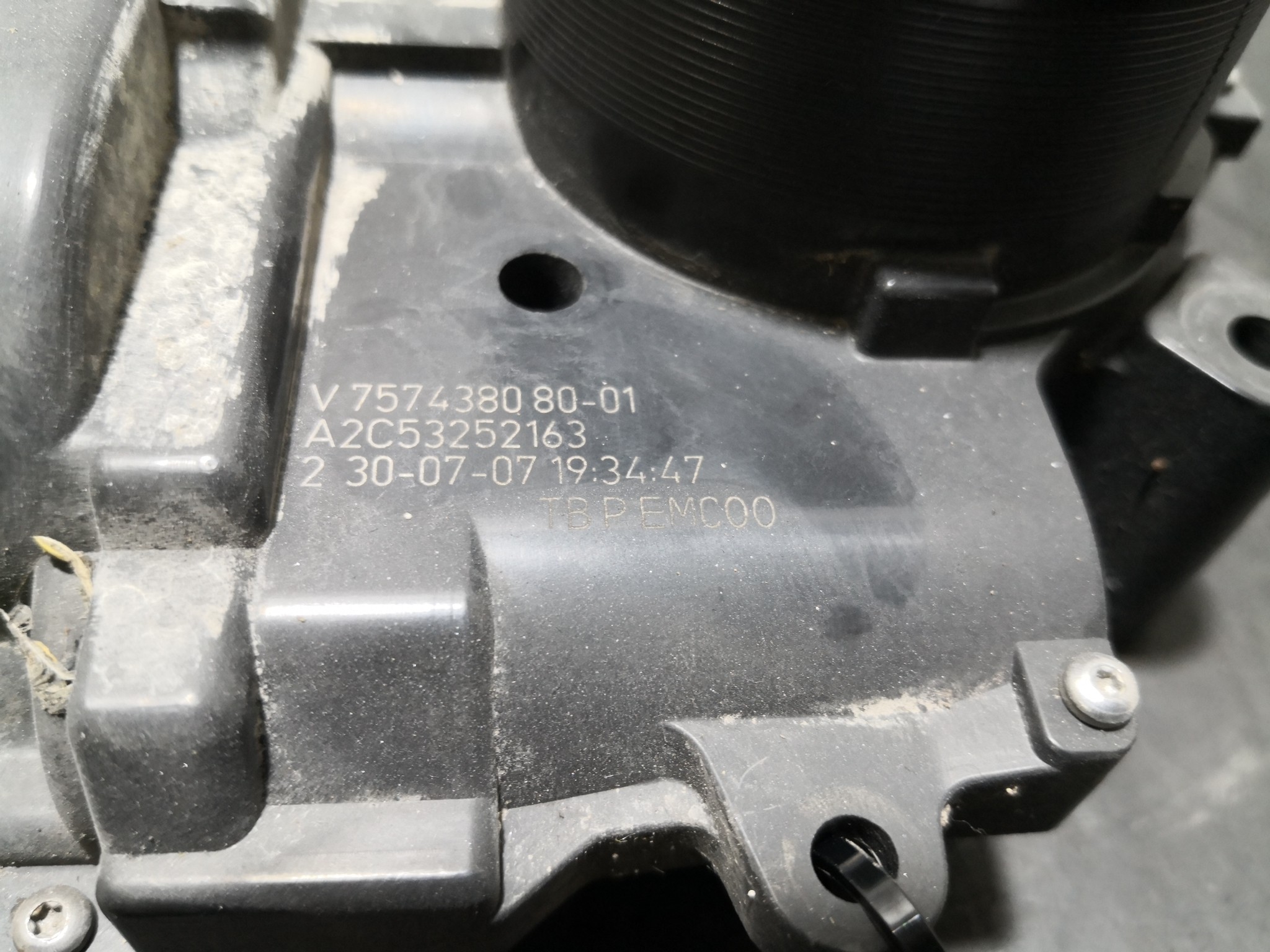 Borboleta de Admissão MINI MINI (R56) | 05 - 14 Imagem-1