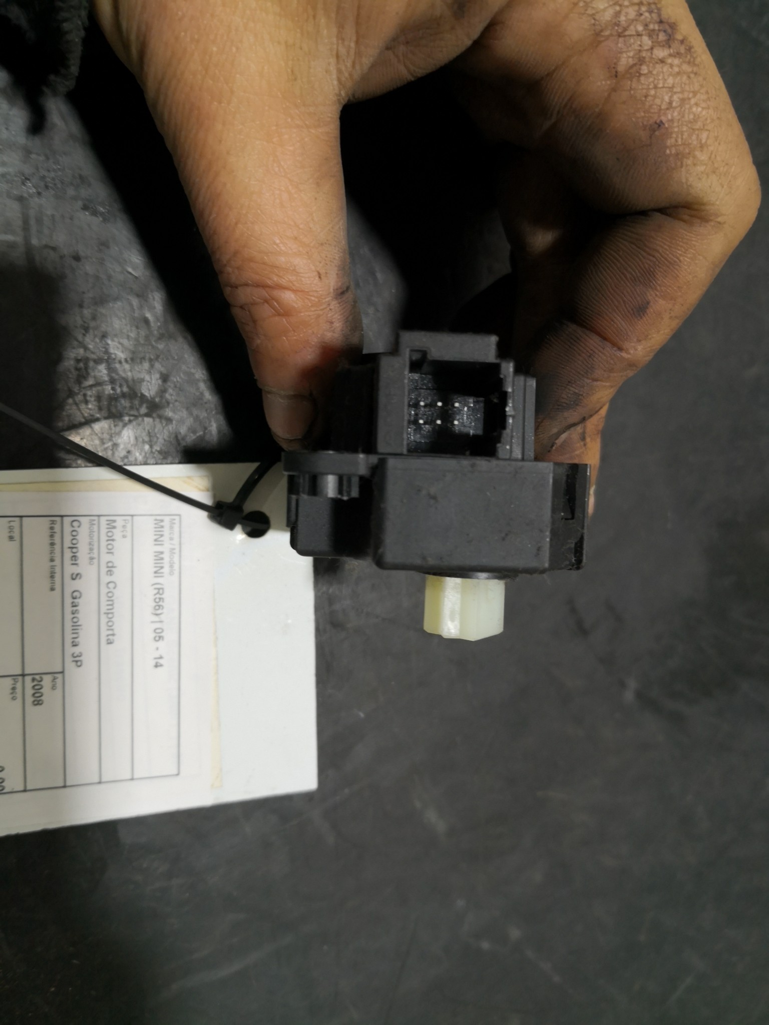 Motor de Comporta MINI MINI (R56) | 05 - 14 Imagem-2