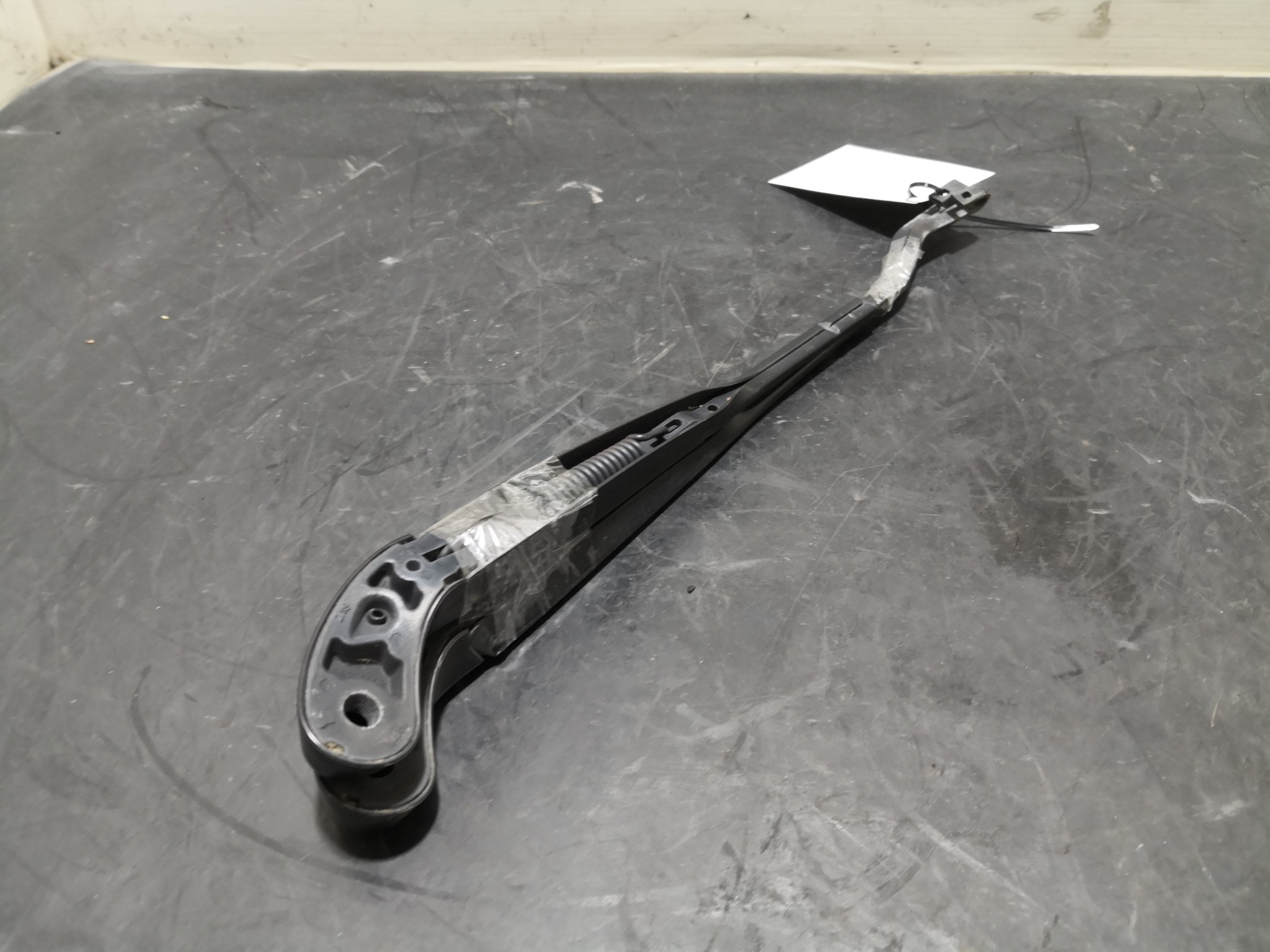 Hastes Limpa Vidros da Frente MINI MINI (R56) | 05 - 14 Imagem-1