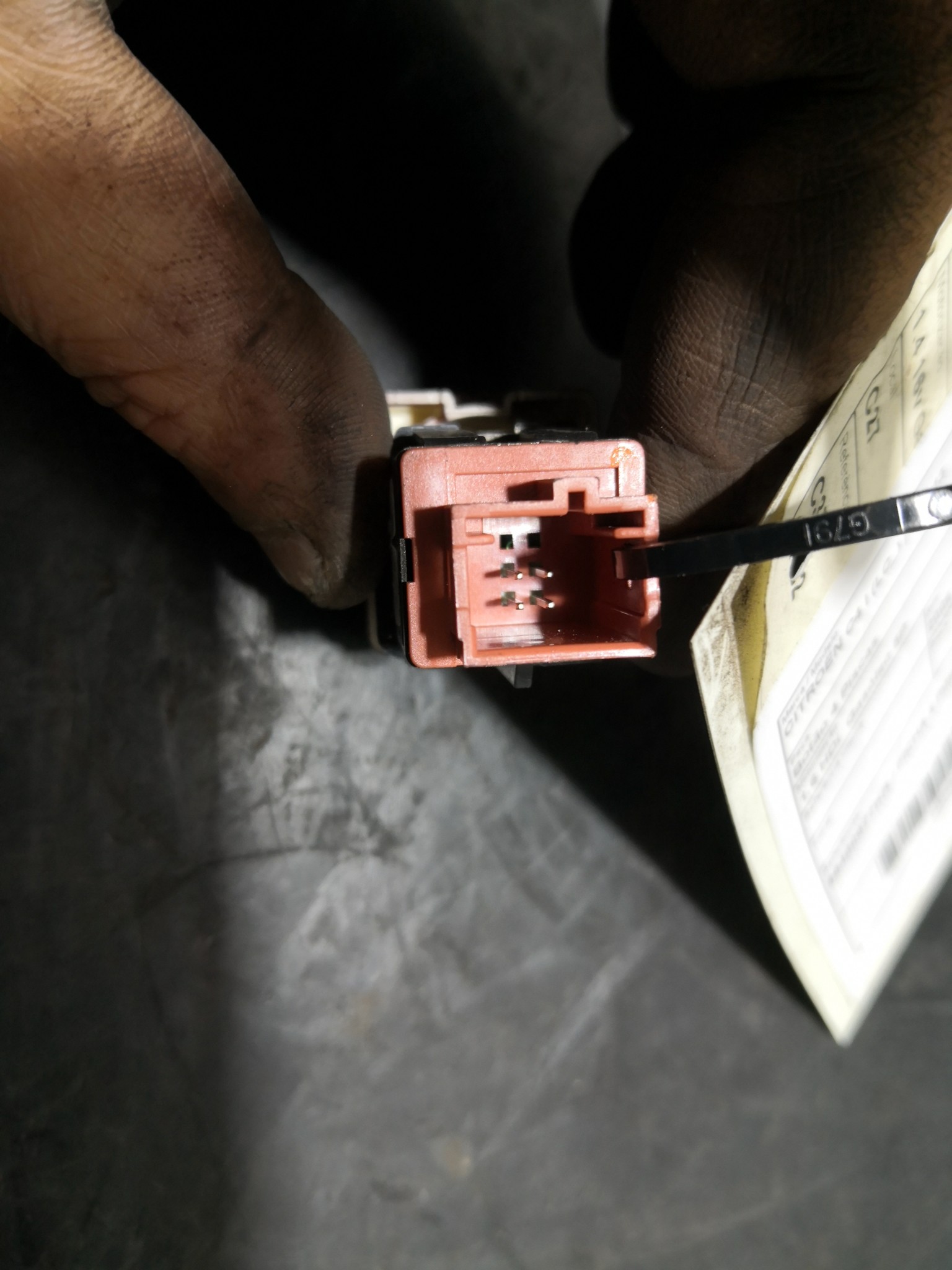 Botão 4 Piscas CITROEN C4 I (LC_) | 04 - 13 Imagem-2