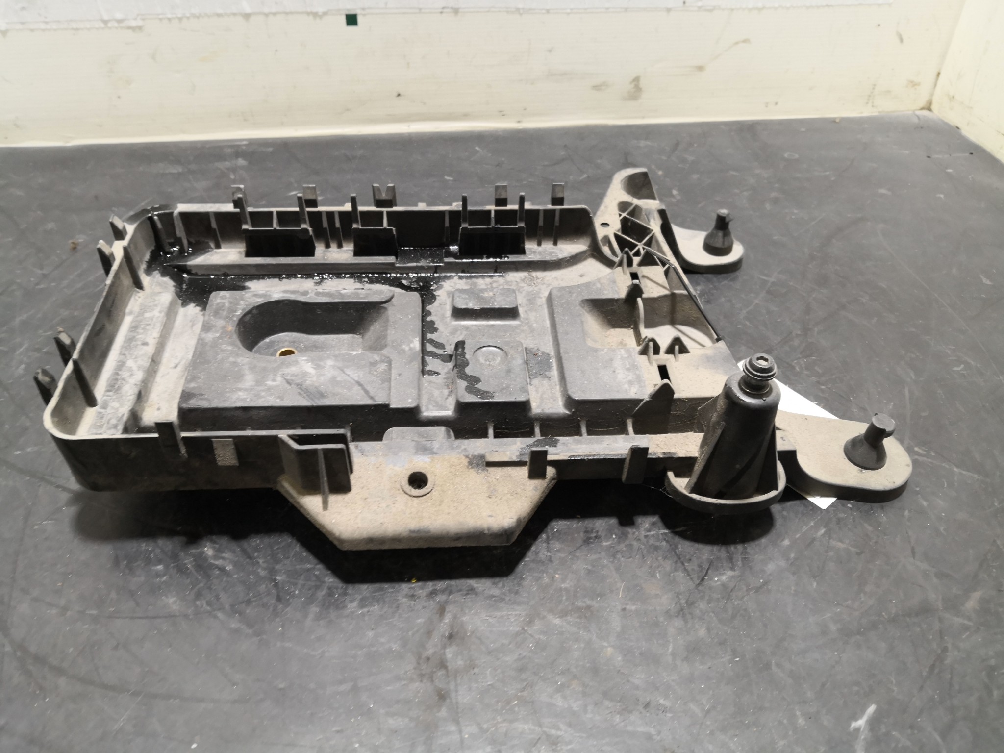 Suporte Bateria SEAT LEON (1P1) | 05 - 13 Imagem-1