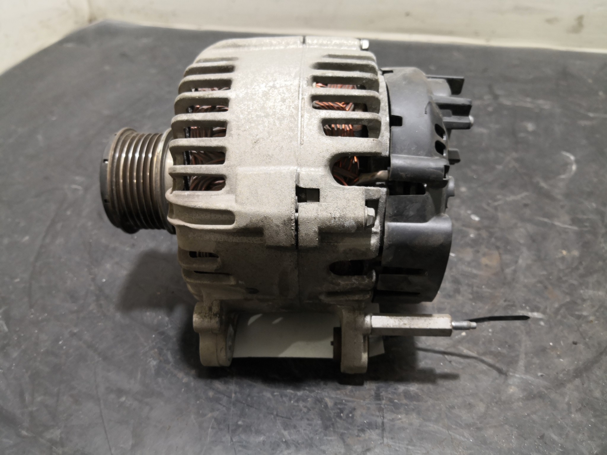 Alternador SEAT LEON (1P1) | 05 - 13 Imagem-1