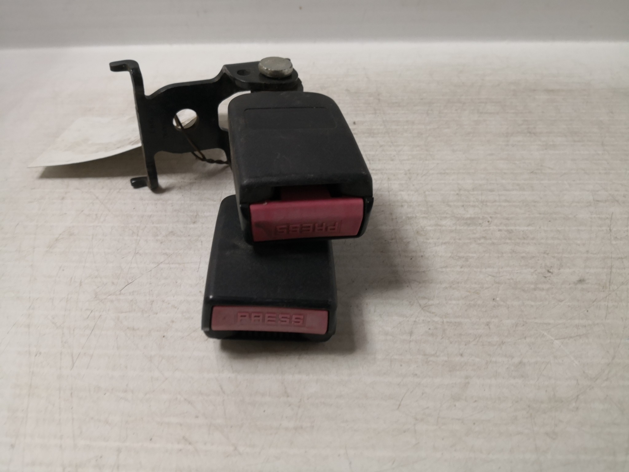 Engate Cinto Trás Esq RENAULT MEGANE II Grandtour (KM0/1_) | 03 - 12 Imagem-3