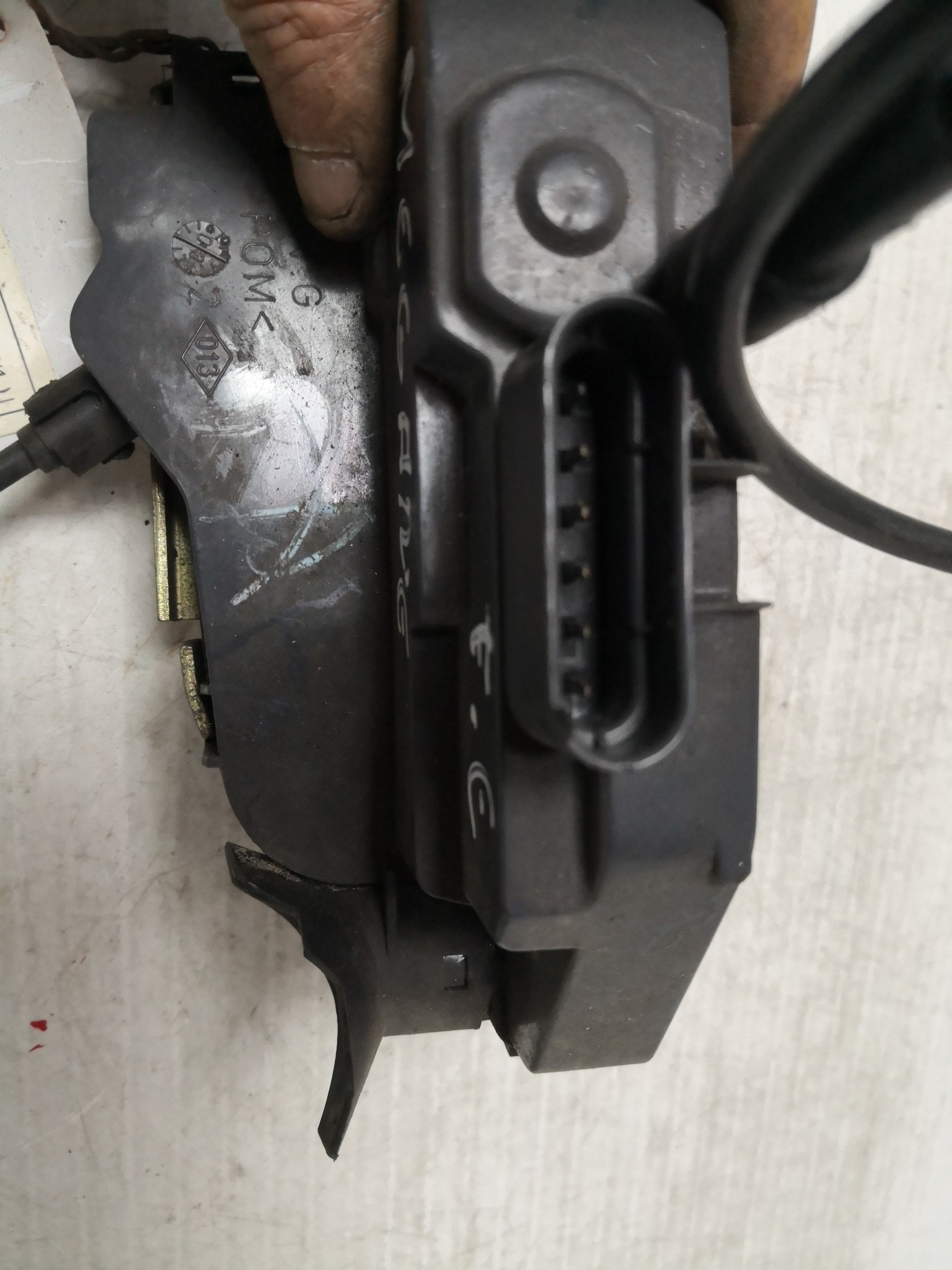 Fecho da Porta Frente Esq RENAULT MEGANE II (BM0/1_, CM0/1_) | 01 - 12 Imagem-1