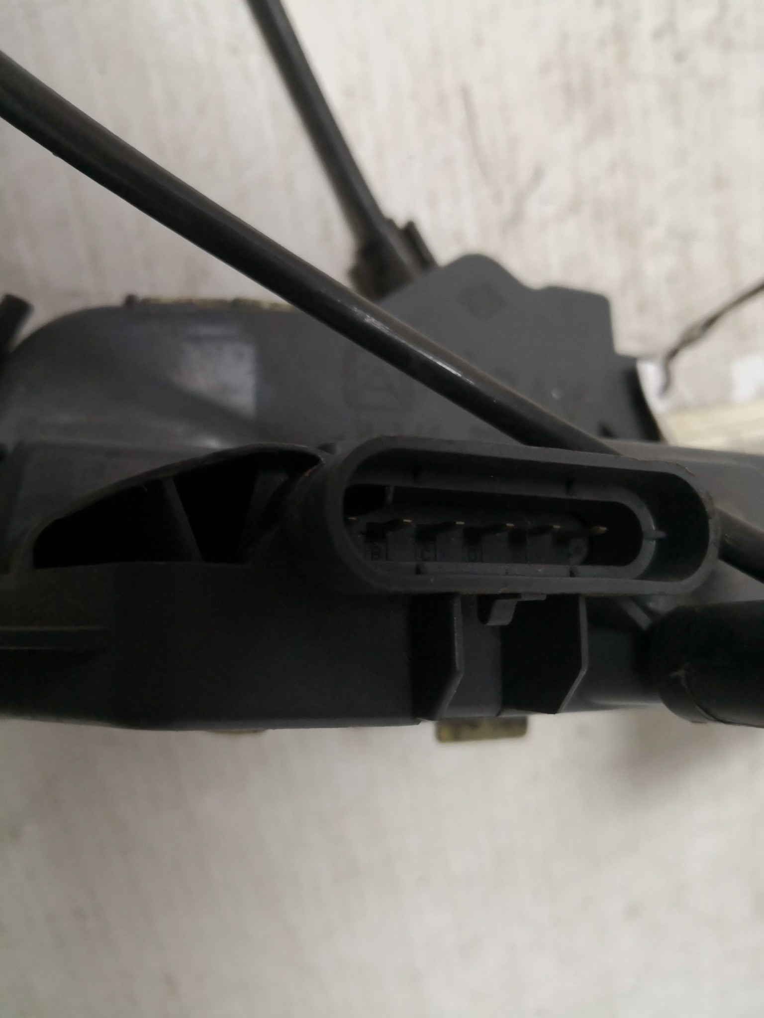 Fecho da Porta Frente Esq RENAULT MEGANE II (BM0/1_, CM0/1_) | 01 - 12 Imagem-2