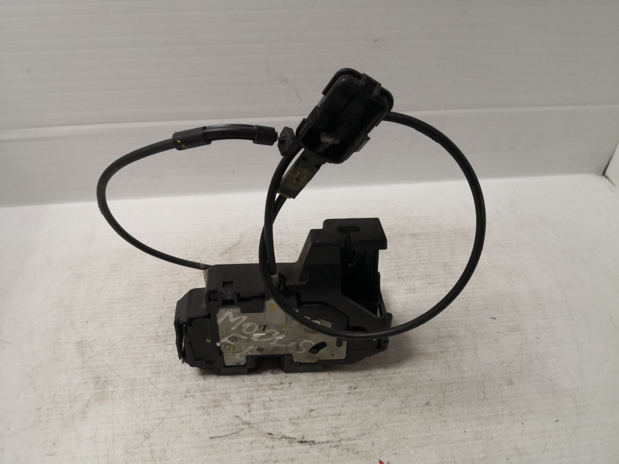 Fecho da Porta Frente Esq RENAULT MODUS / GRAND MODUS (F/JP0_) | 04 -  Imagem-1