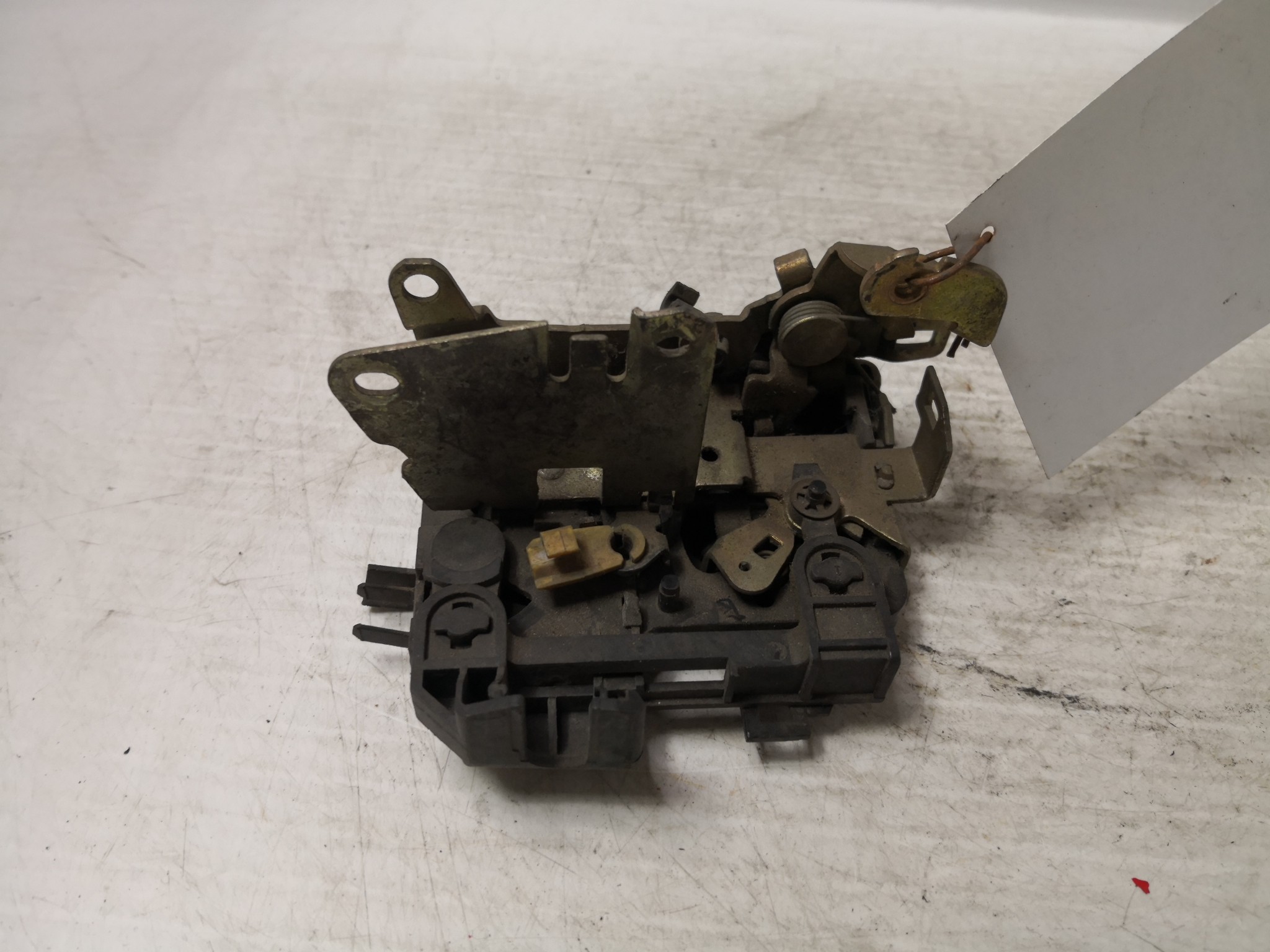 Fecho da Porta Frente Esq RENAULT - ID S_34727