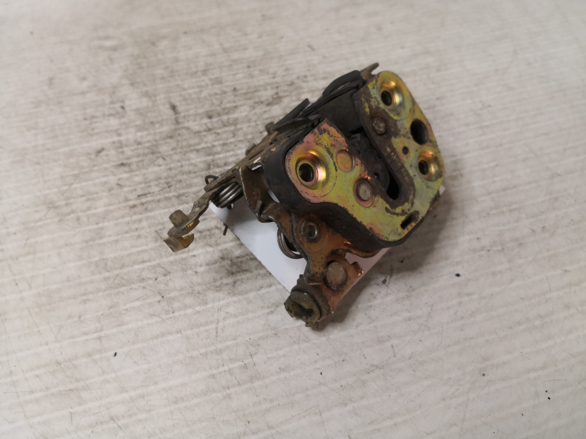 Fecho da Porta Frente Esq OPEL CORSA B (S93) | 93 - 02 Imagem-1