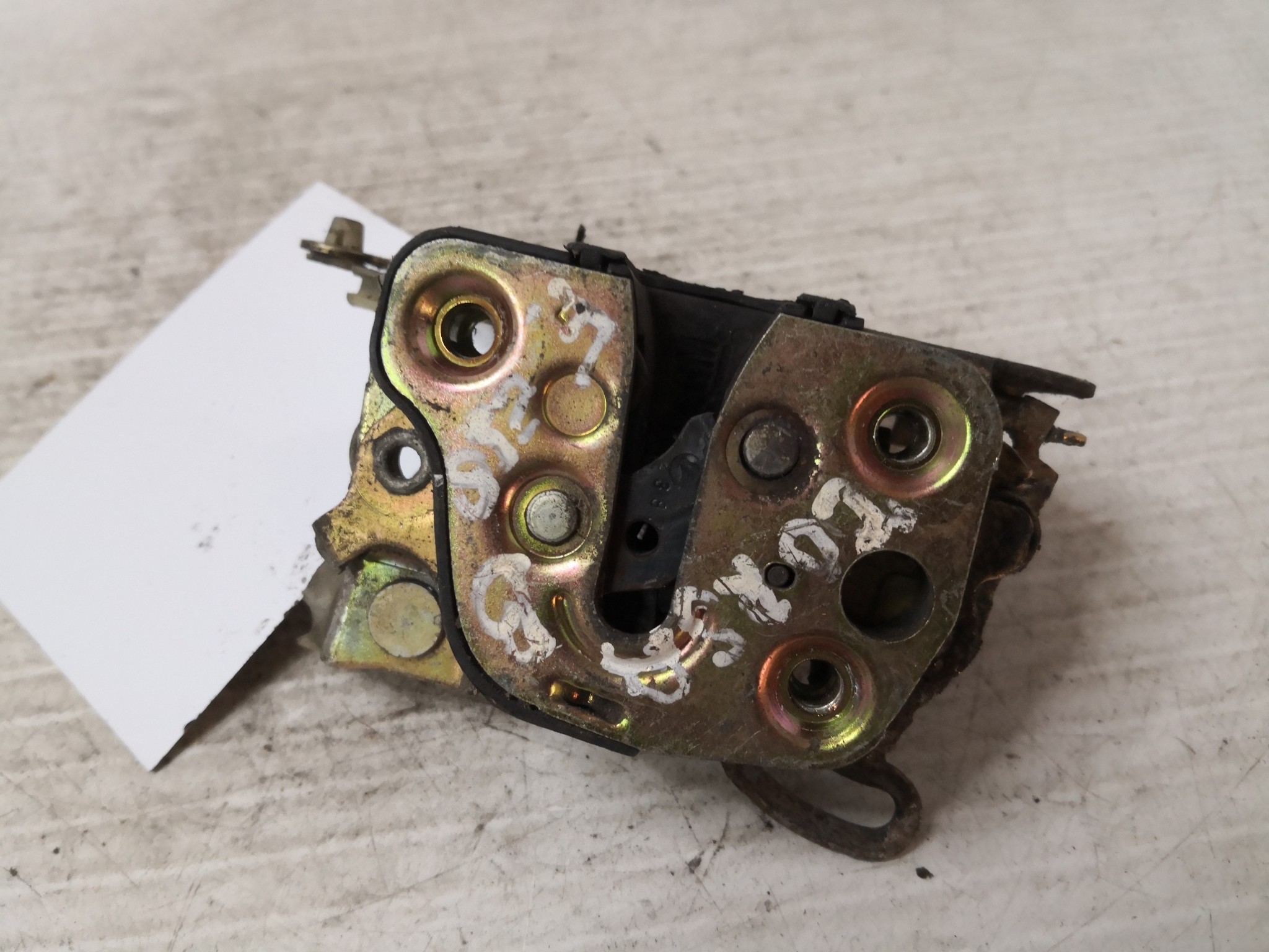 Fecho da Porta Frente Esq OPEL CORSA B (S93) | 93 - 02 Imagem-2