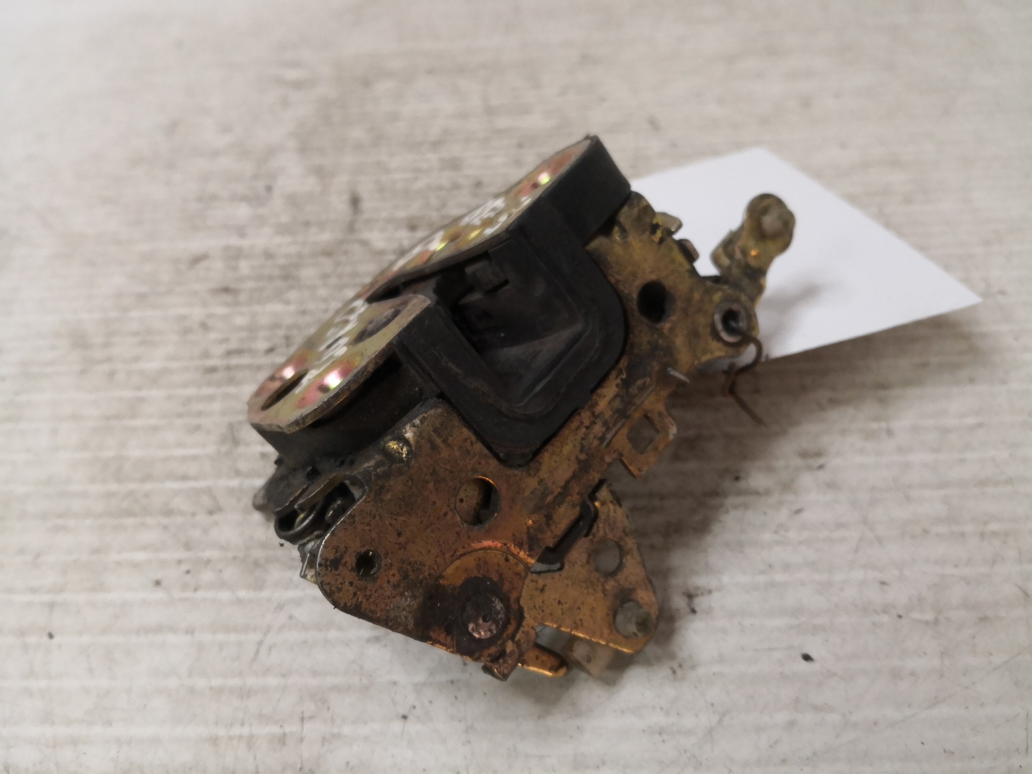 Fecho da Porta Frente Esq OPEL CORSA B (S93) | 93 - 02 Imagem-3