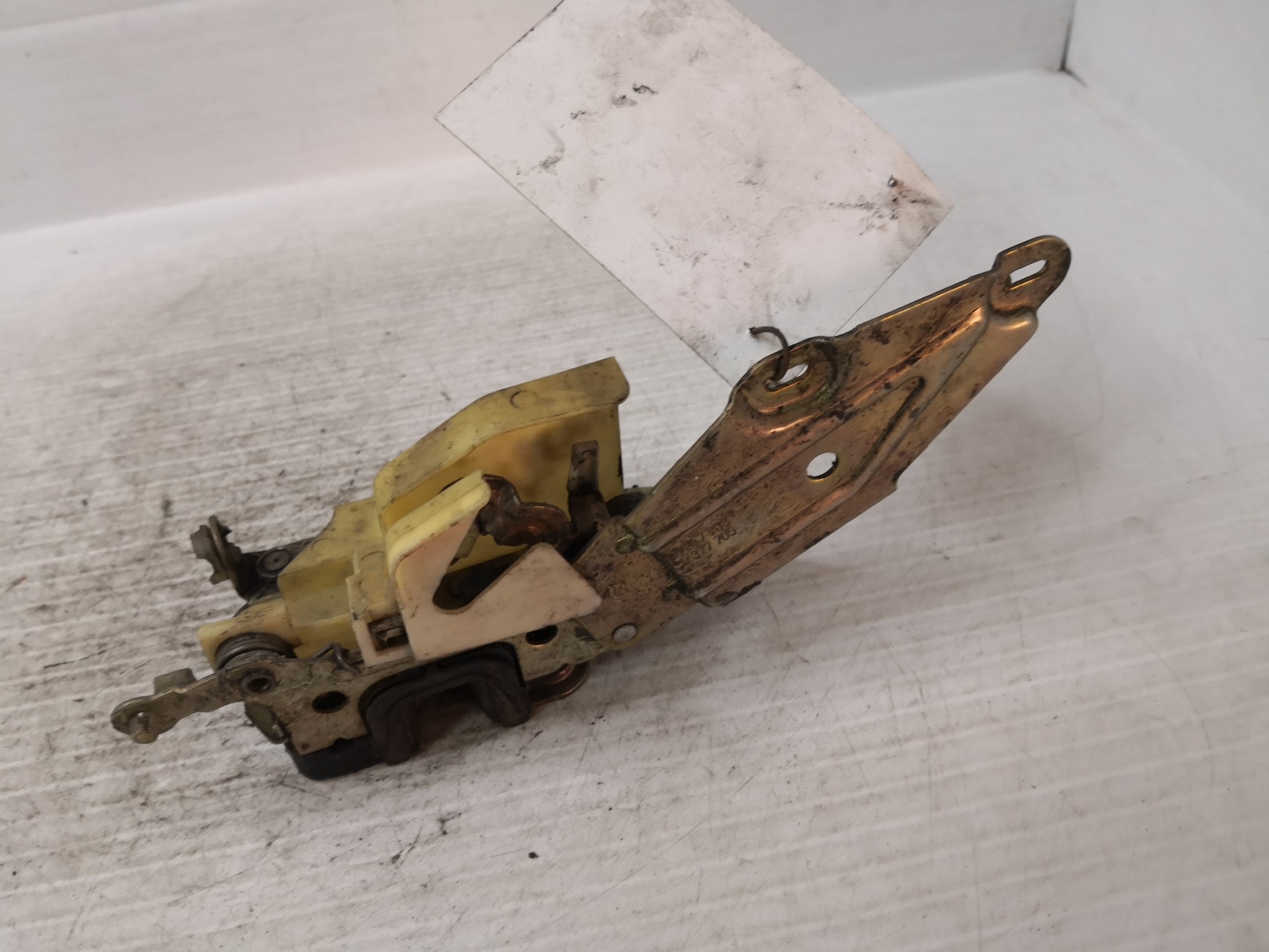 Fecho da Porta Frente Esq OPEL CALIBRA A (C89) | 89 - 97 Imagem-1