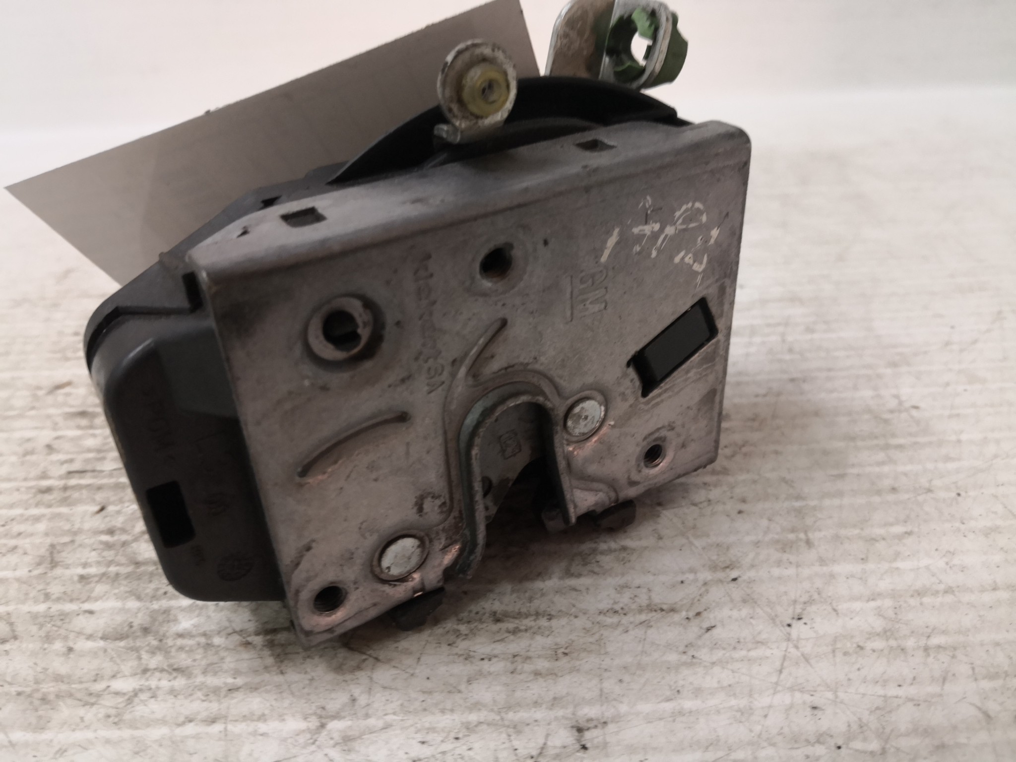 Fecho da Porta Frente Esq OPEL - ID S_36309