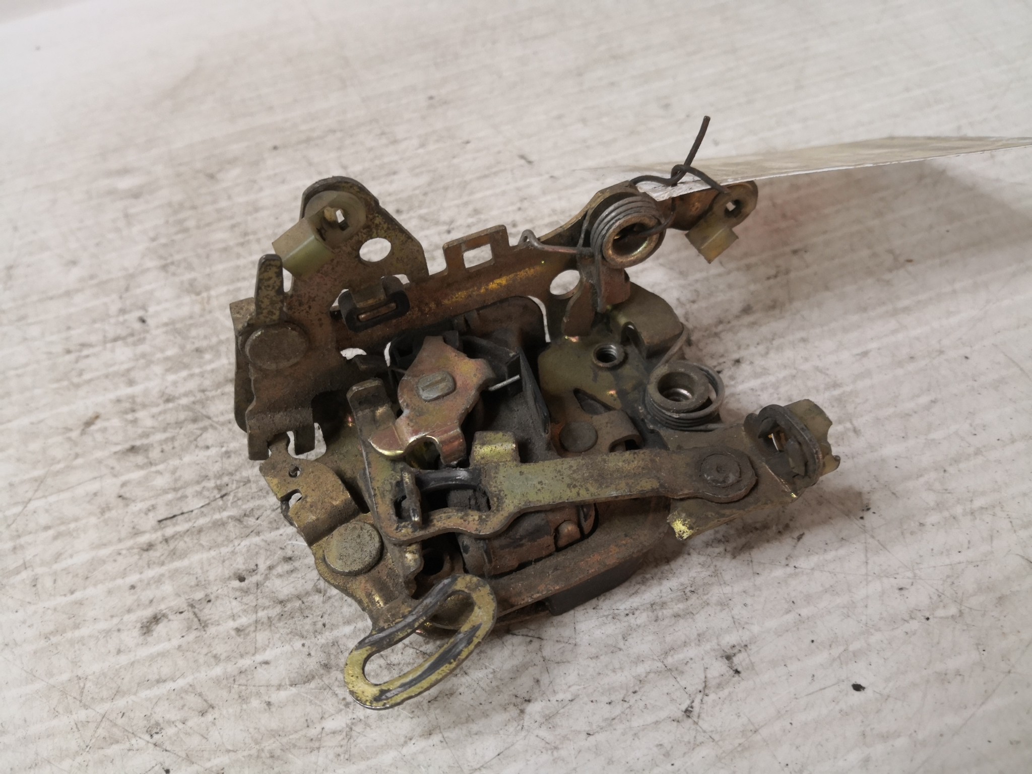 Fecho da Porta Frente Esq OPEL CORSA B (S93) | 93 - 02 Imagem-3