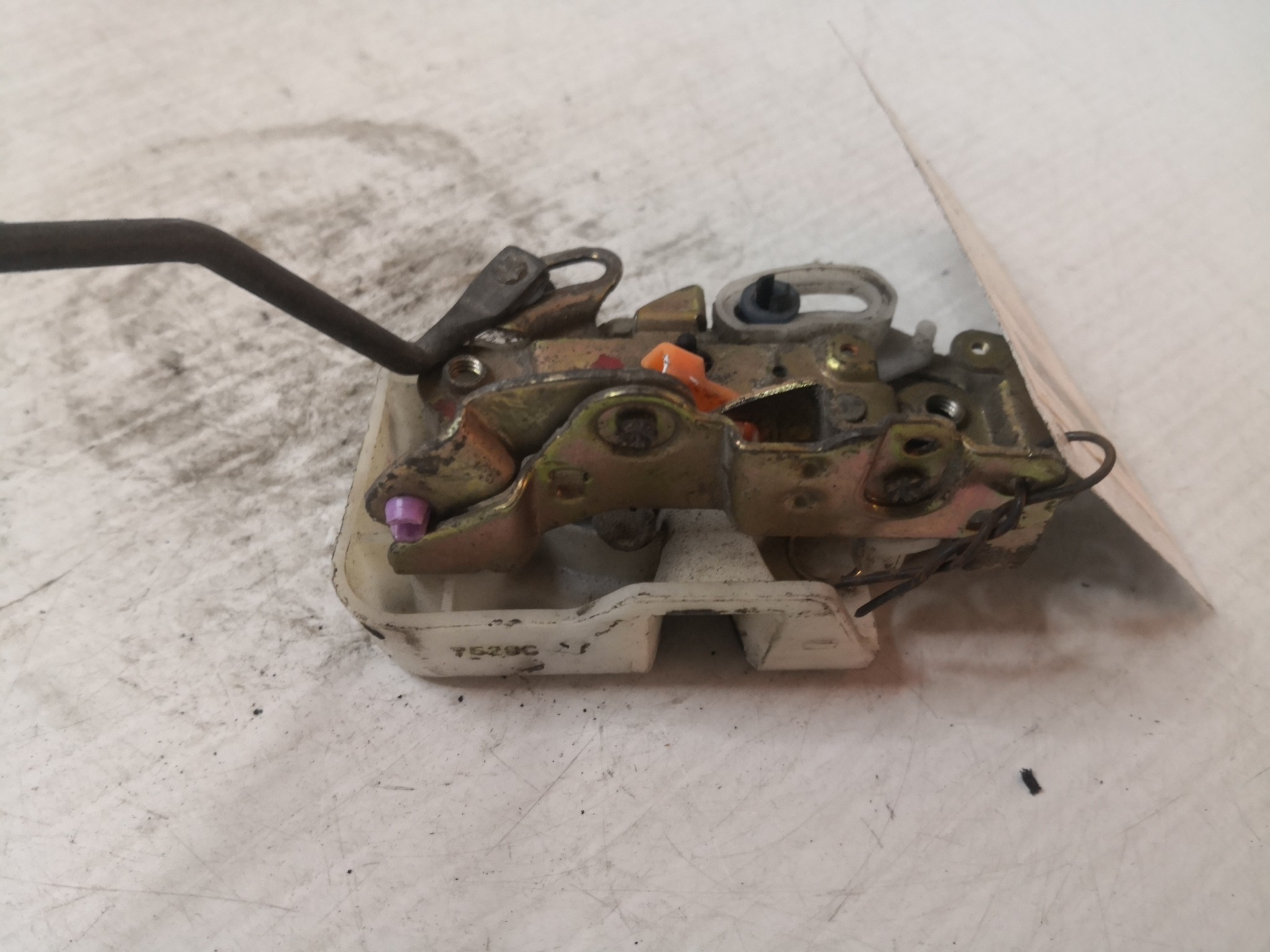 Fecho da Porta Frente Esq HONDA CIVIC VI Coupé (EJ, EM1) | 96 - 00 Imagem-1