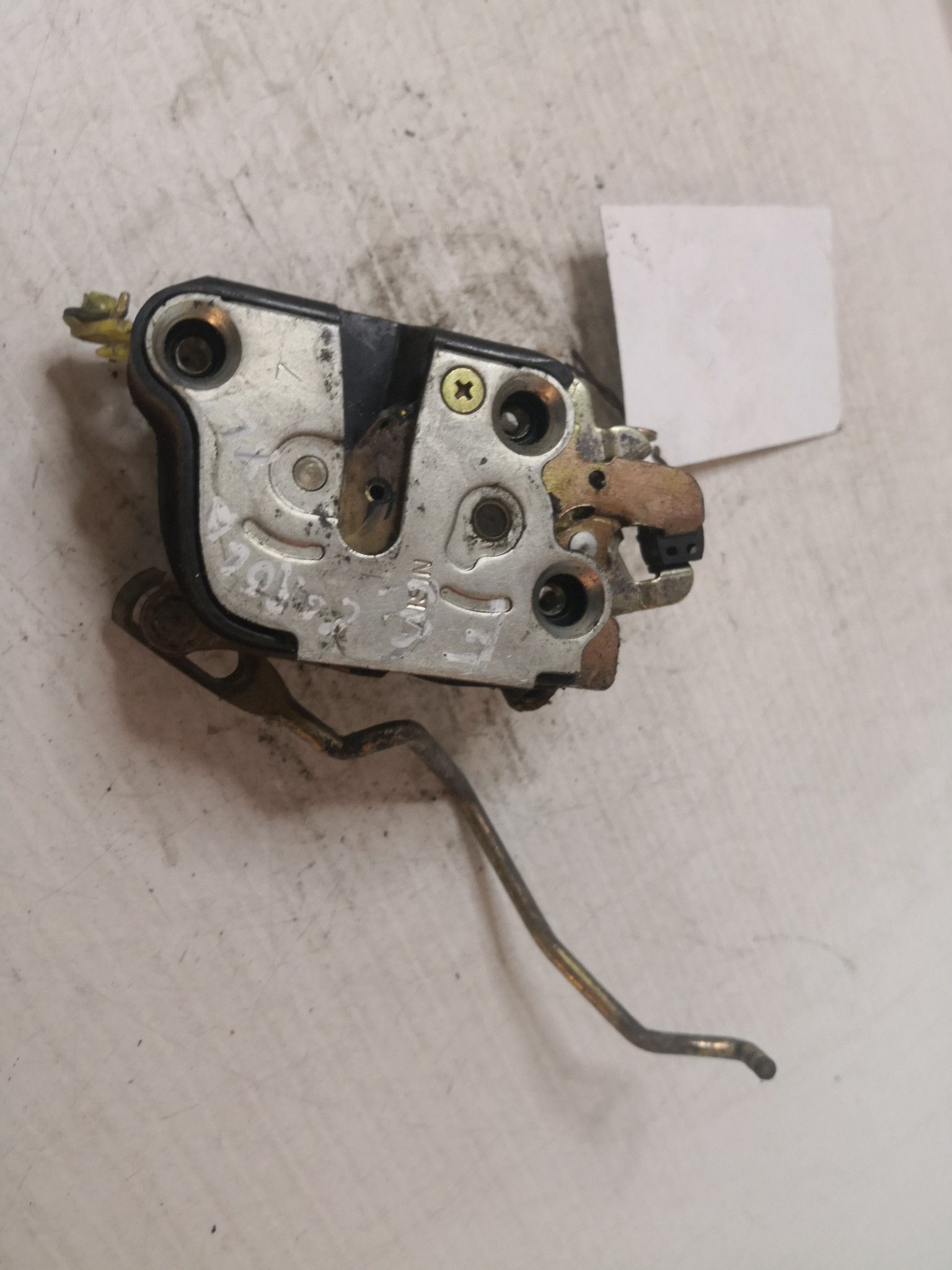 Fecho da Porta Frente Esq TOYOTA COROLLA (_E10_) | 91 - 99 Imagem-1