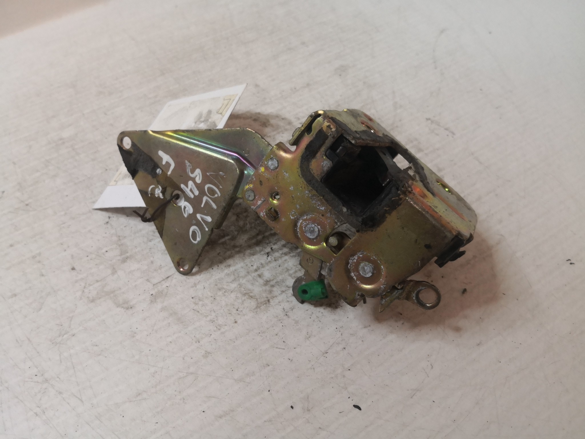 Fecho da Porta Frente Esq VOLVO S40 I (644) | 95 - 04 Imagem-1