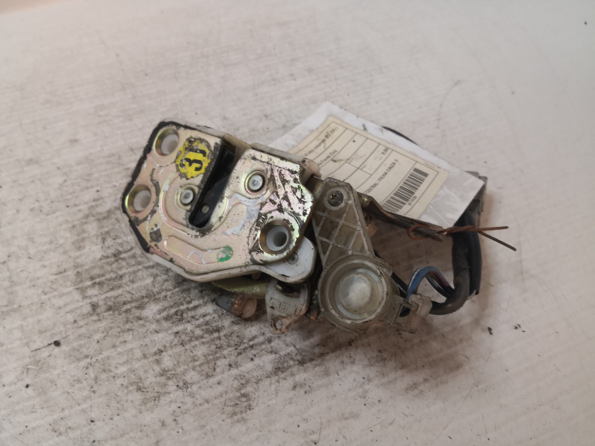 Fecho da Porta Frente Esq HONDA - ID S_36355