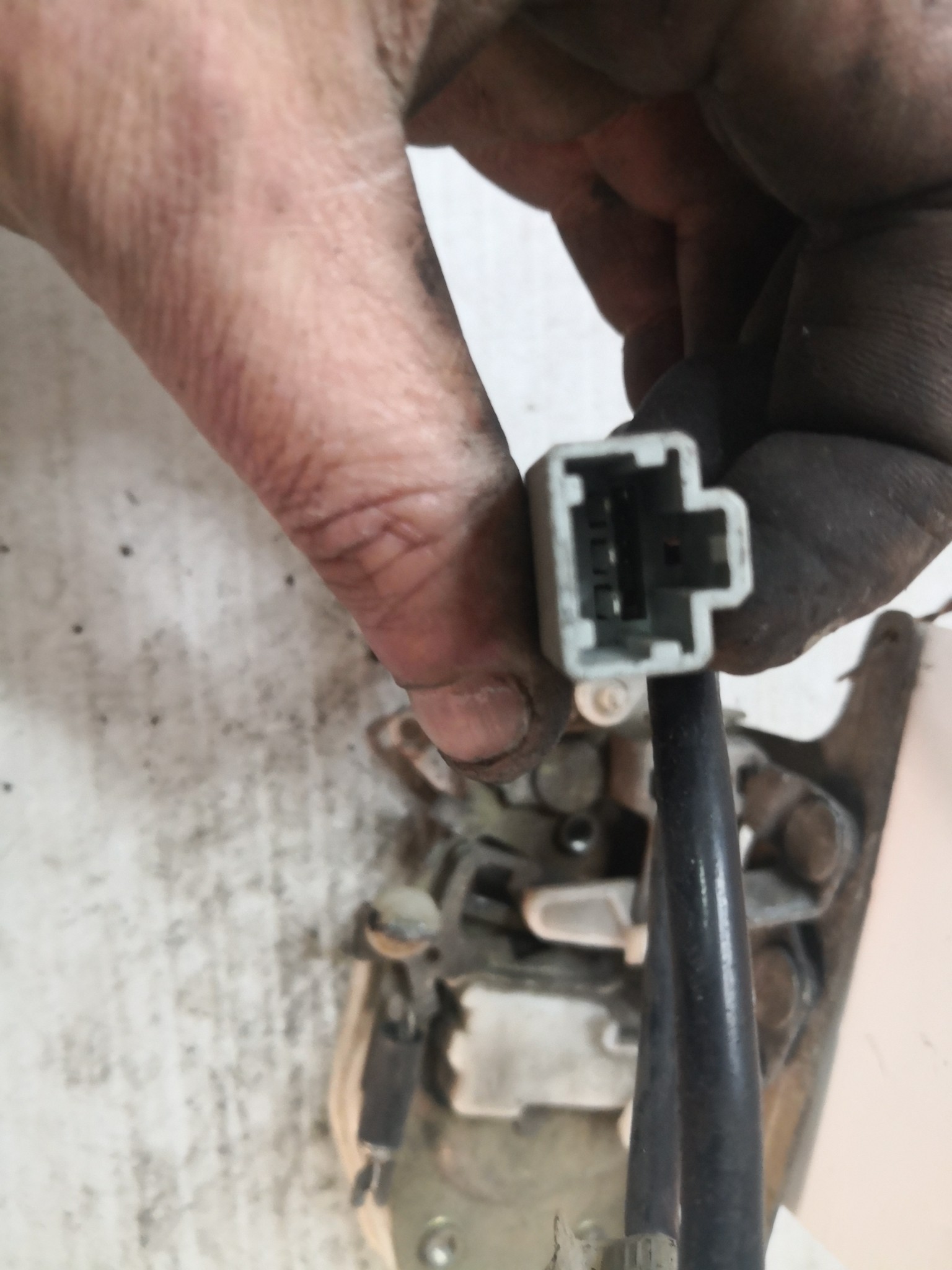 Fecho da Porta Frente Esq HONDA CIVIC VI três volumes (EJ, EK) | 95 - 01 Imagem-2