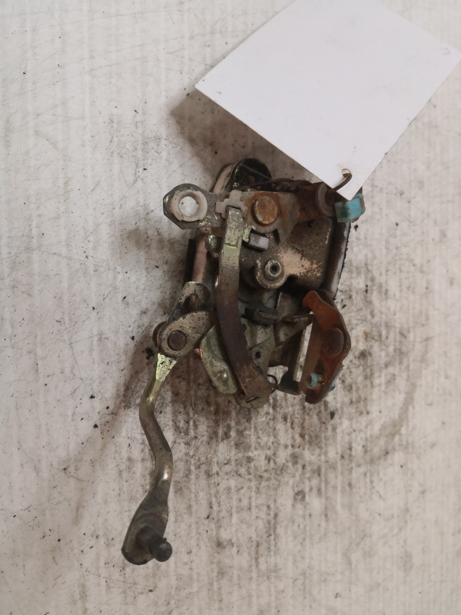 Fecho da Porta Frente Esq HYUNDAI H100 Caixa | 93 - 07 Imagem-2