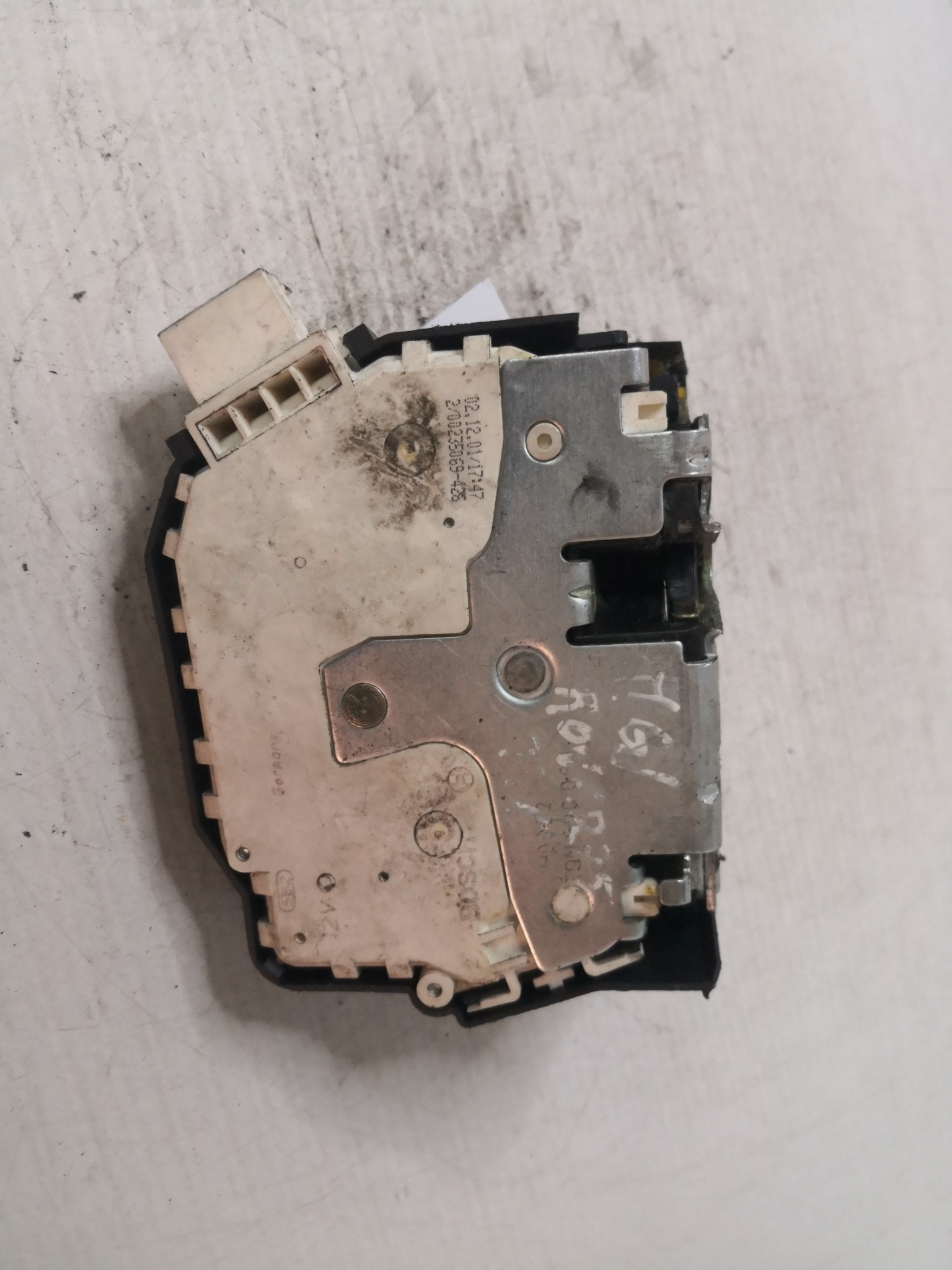 Fecho da Porta Trás Esq ROVER 75 (RJ) | 99 - 05 Imagem-1